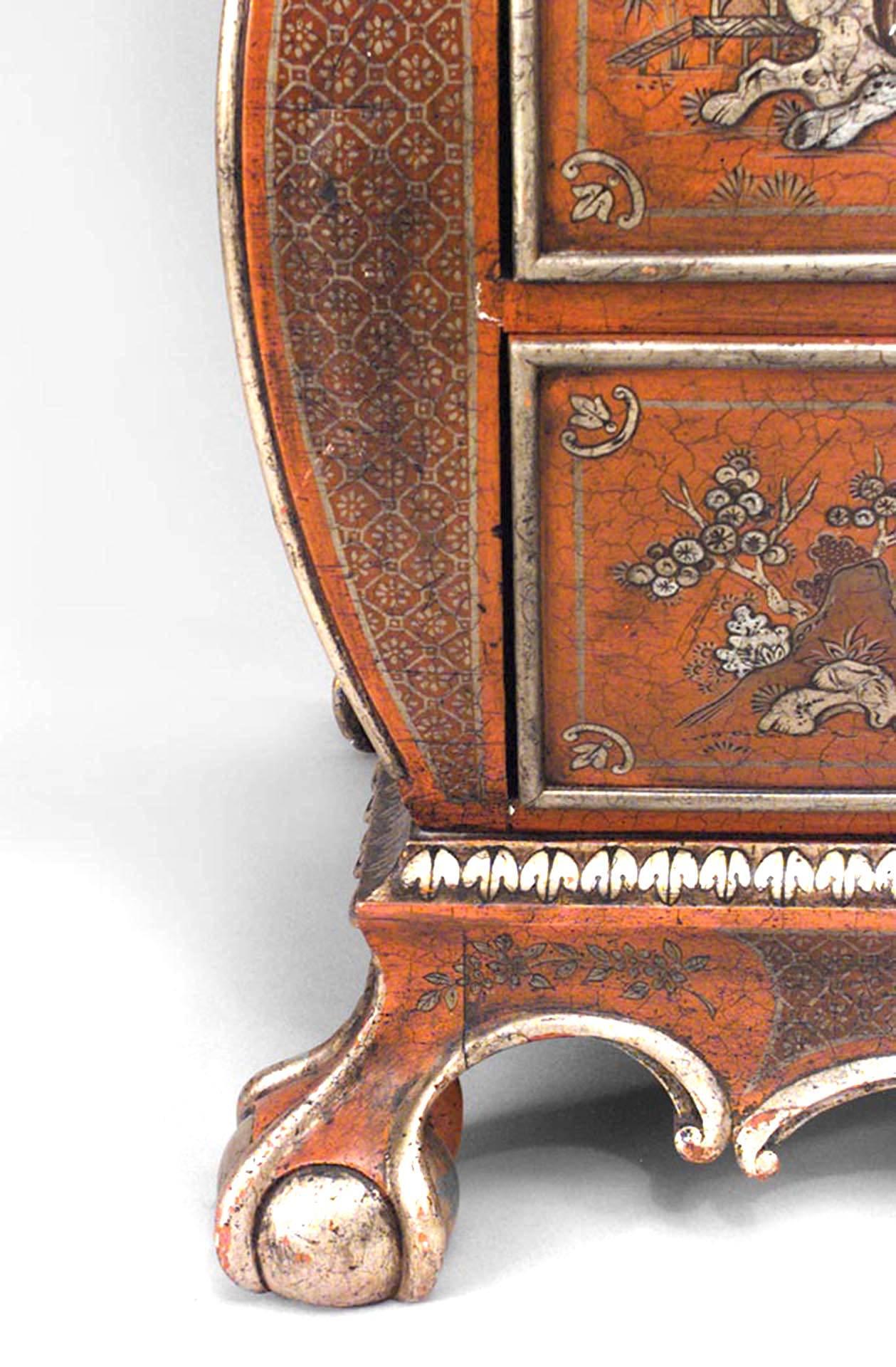 English Georgian Style Lacquered Chinoiserie Cabinet In Good Condition For Sale In New York, NY