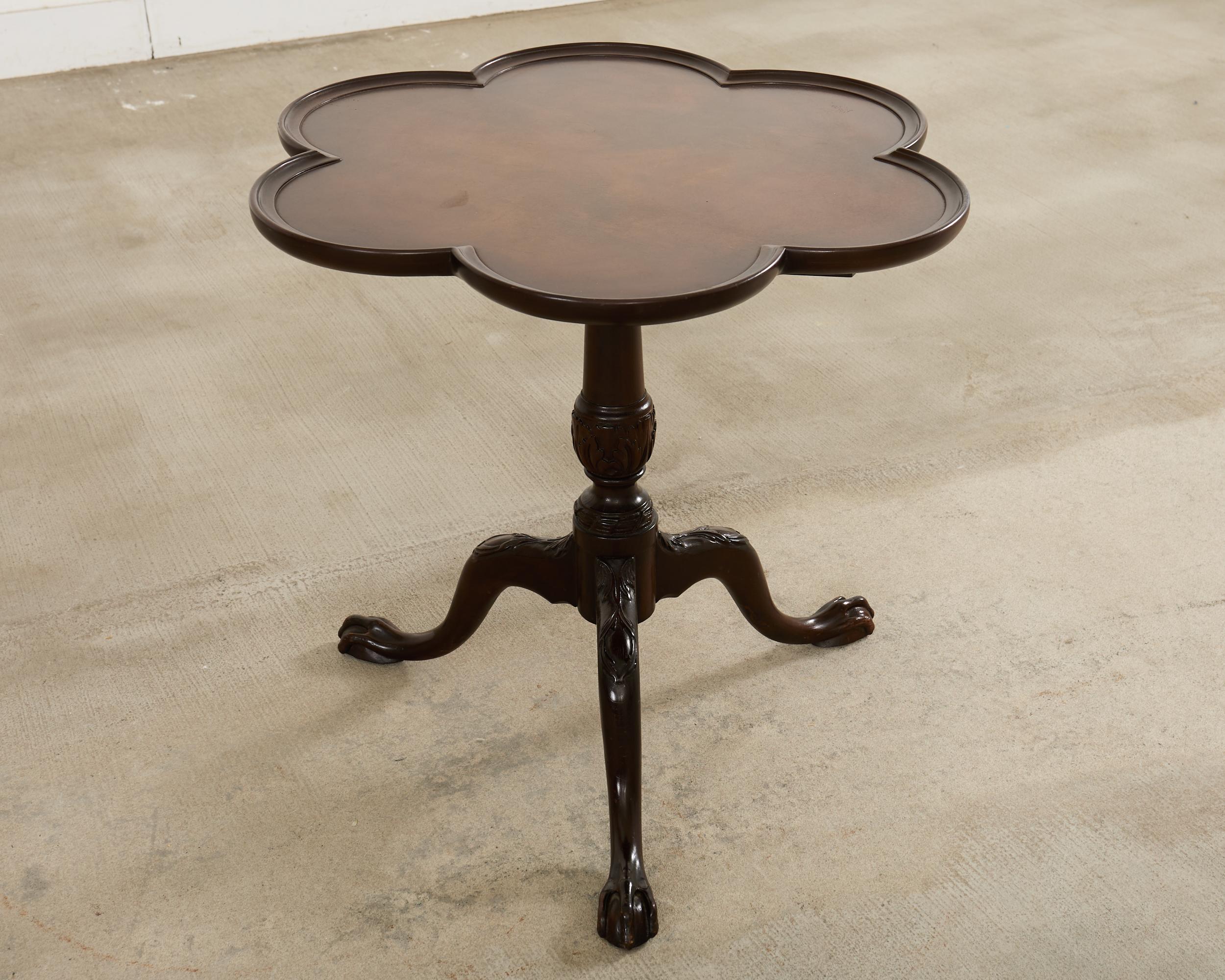English Georgian Style Clover Leaf Flip-Top Table For Sale 6