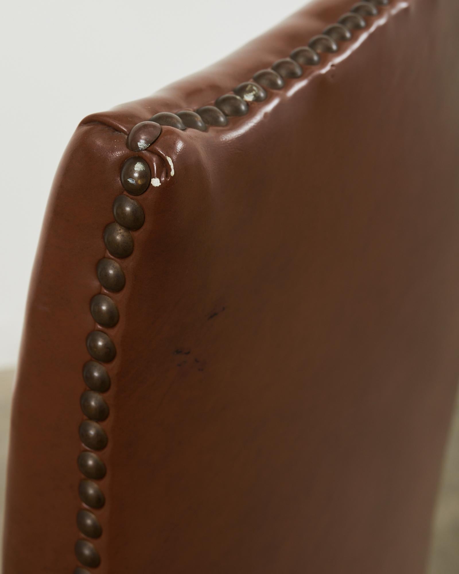 English Georgian Style Faux Leather Naugahyde Hall Chair For Sale 12