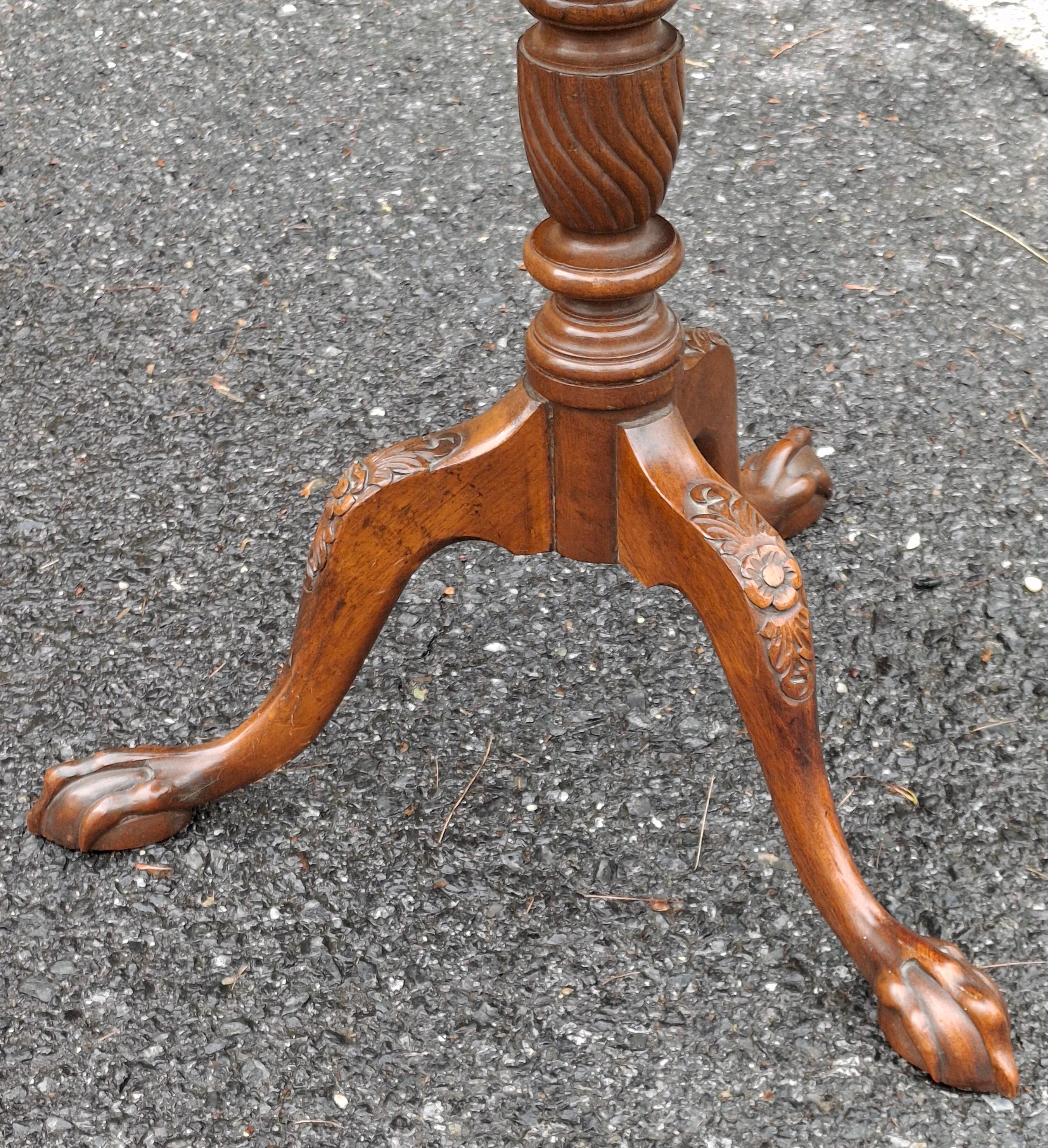 Table à vin anglaise de style géorgien à piédestal en acajou Bon état - En vente à Germantown, MD