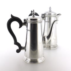 Tetera y chocolatera en miniatura de plata de ley estilo georgiano inglés con faro