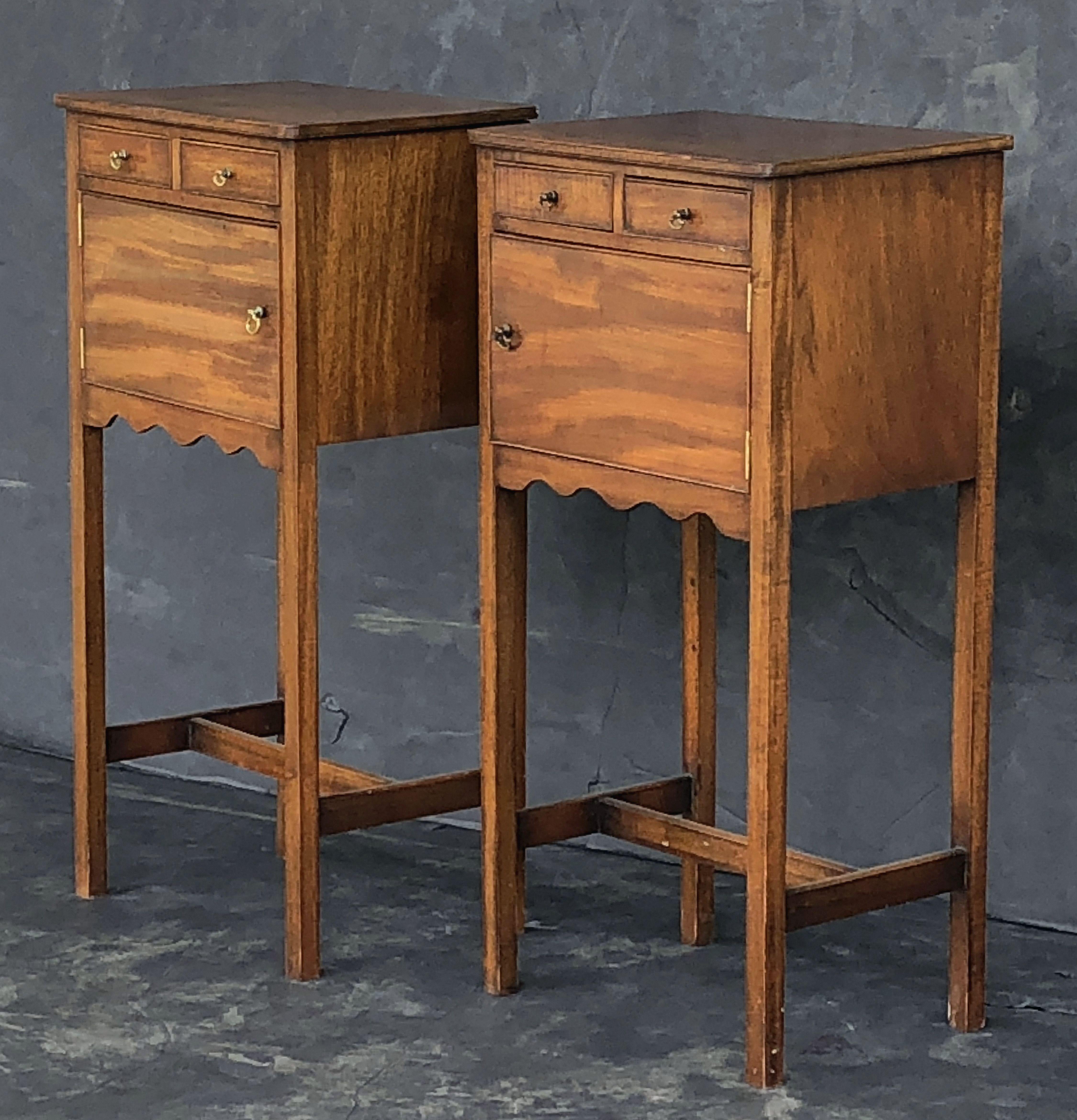 English Georgian Style Nightstands or Bedside Cabinets  'Priced as Pair' 3