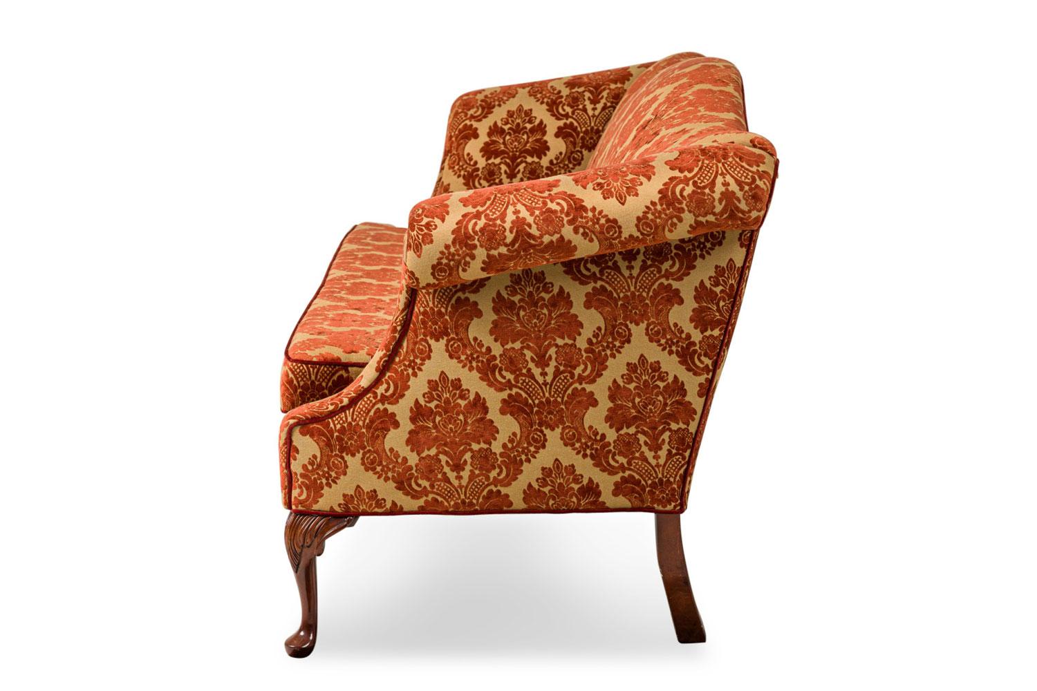Georgien English Georgian Style Red and Gold Damask Sofa en vente