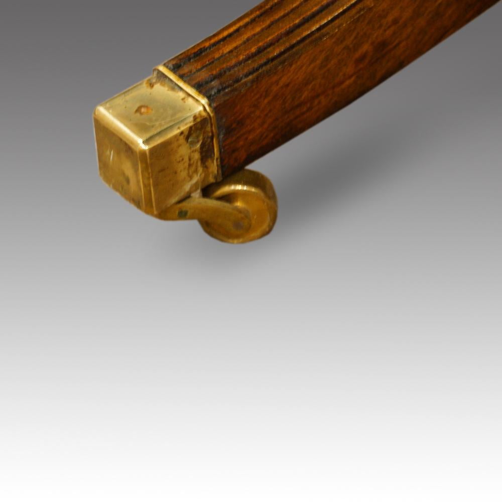 English Georgian Style Solid Mahogany Harrods Dining Table, George VI In Good Condition In Salisbury, Wiltshire