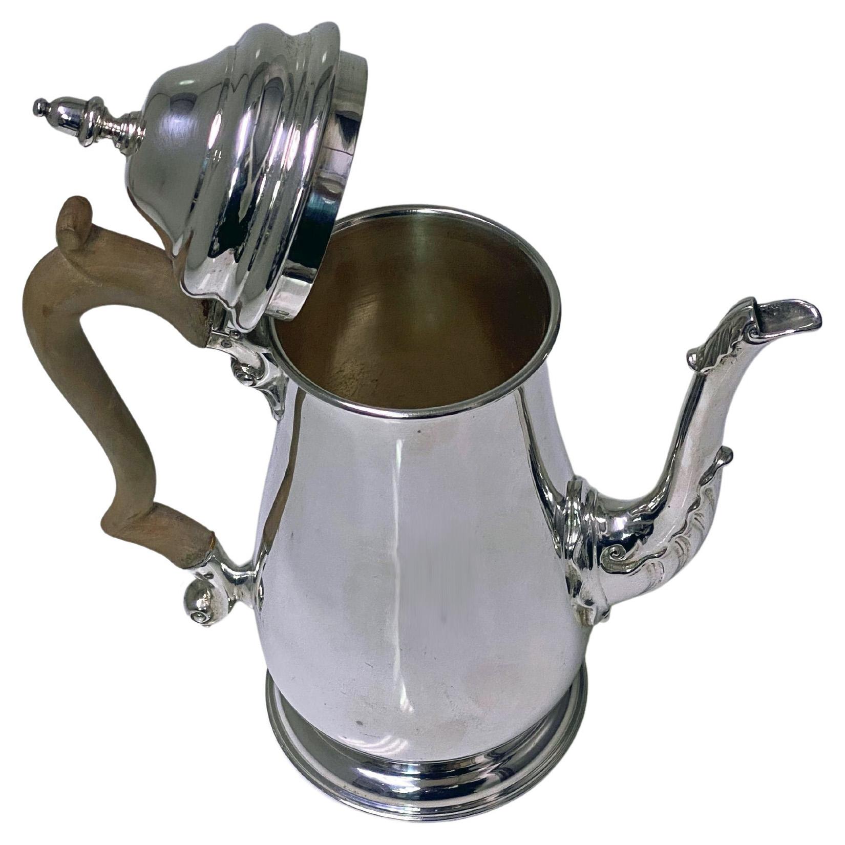 Mid-20th Century English Georgian Style Sterling Silver Coffee Pot London 1965 Wakely and Wheeler
