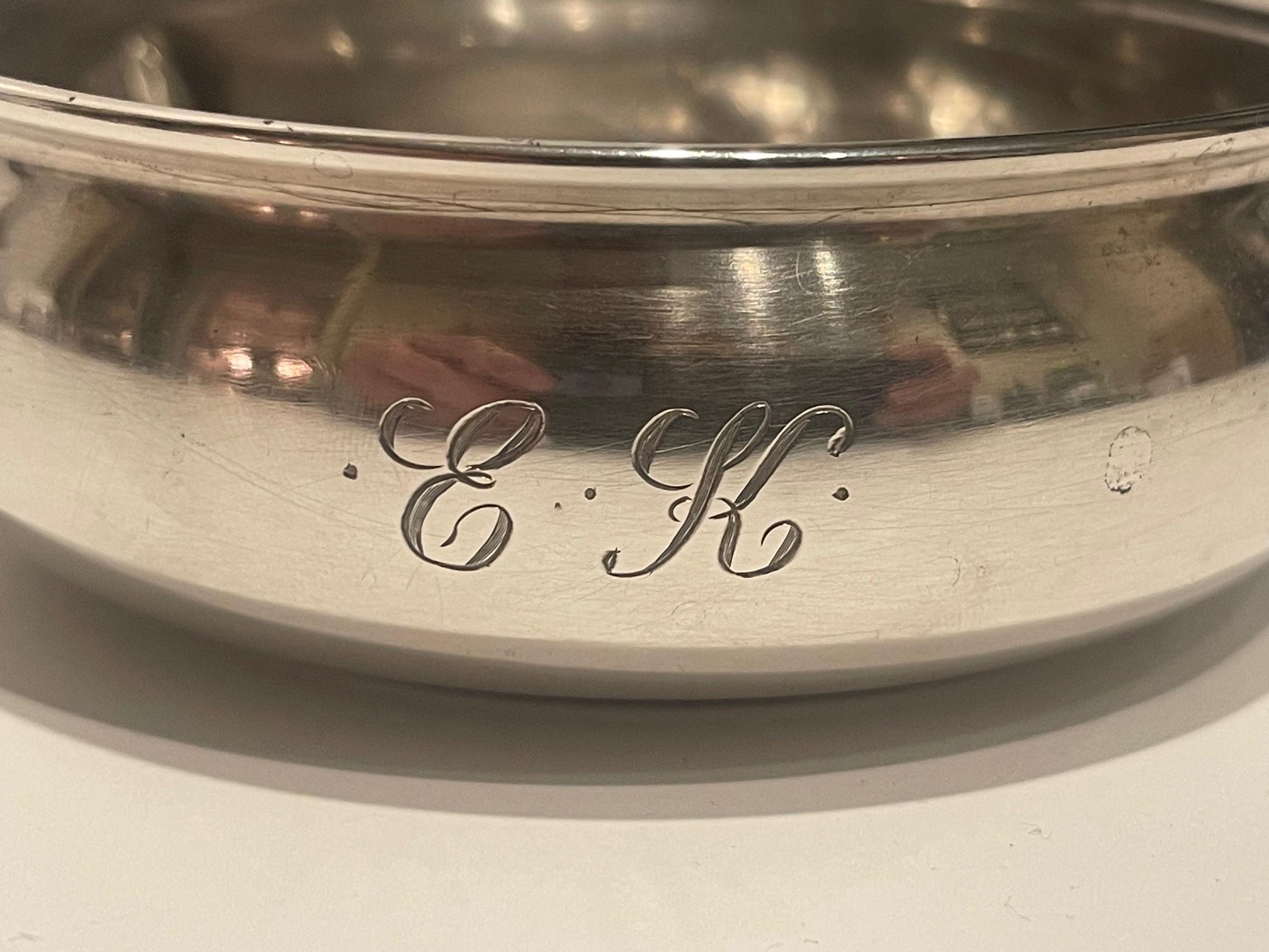 English Georgian Style Sterling Silver Porringer Bowl, Late 19th Century For Sale 5