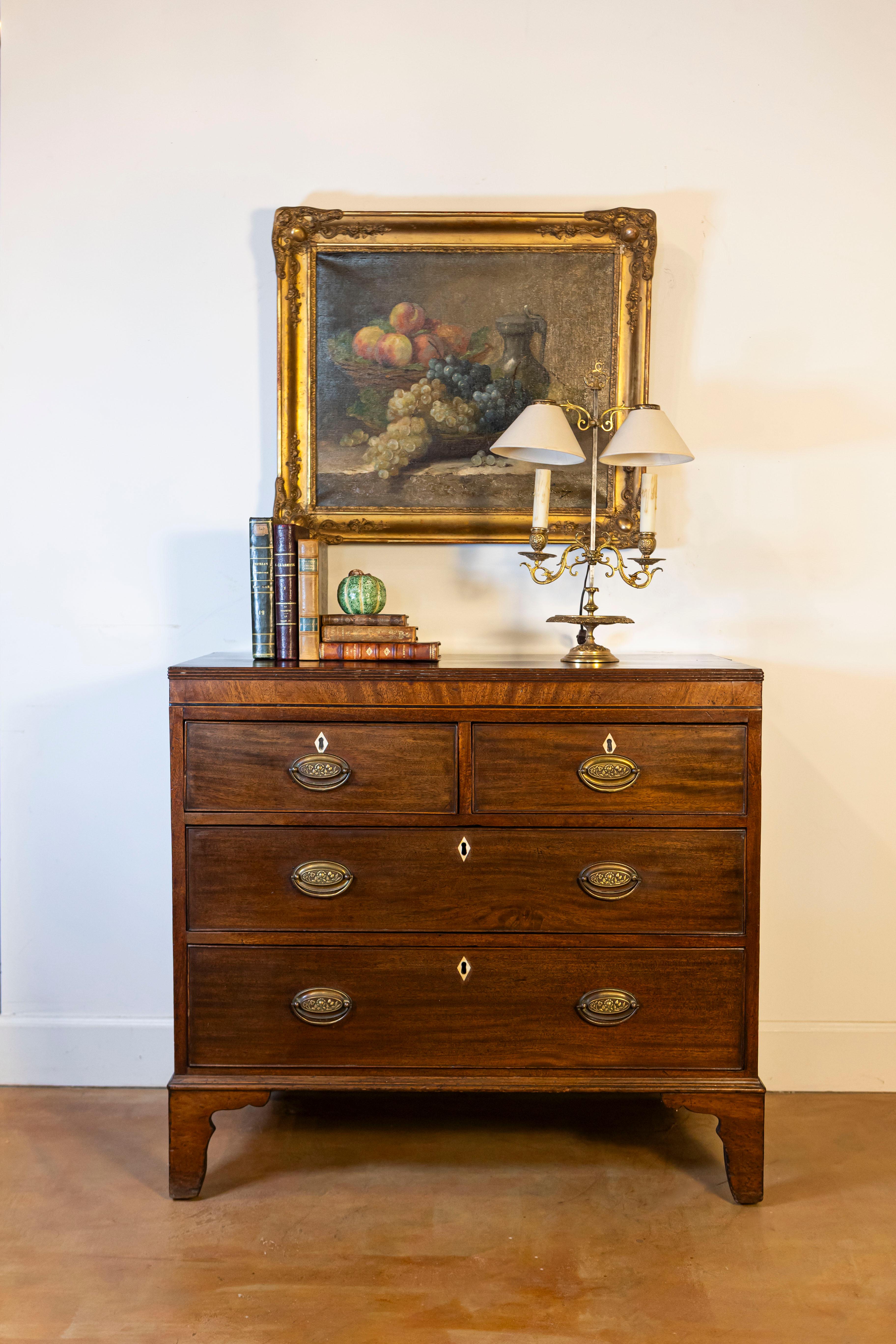 English Georgian Style Walnut Four-Drawer Chest with Sheraton Style Hardware For Sale 1