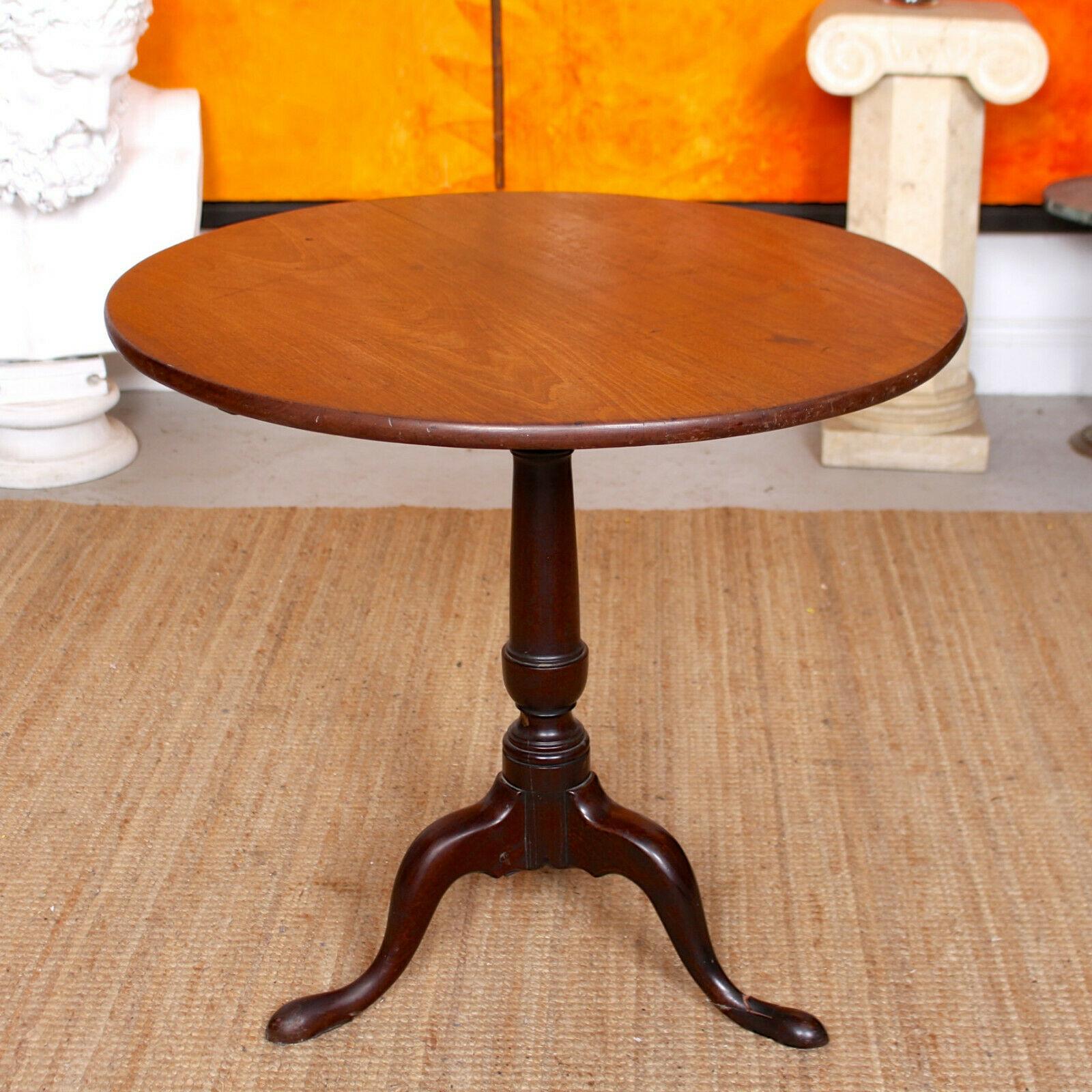 English Georgian Tripod Lamp Table Mahogany Folding Tilt Top Side Table For Sale 2