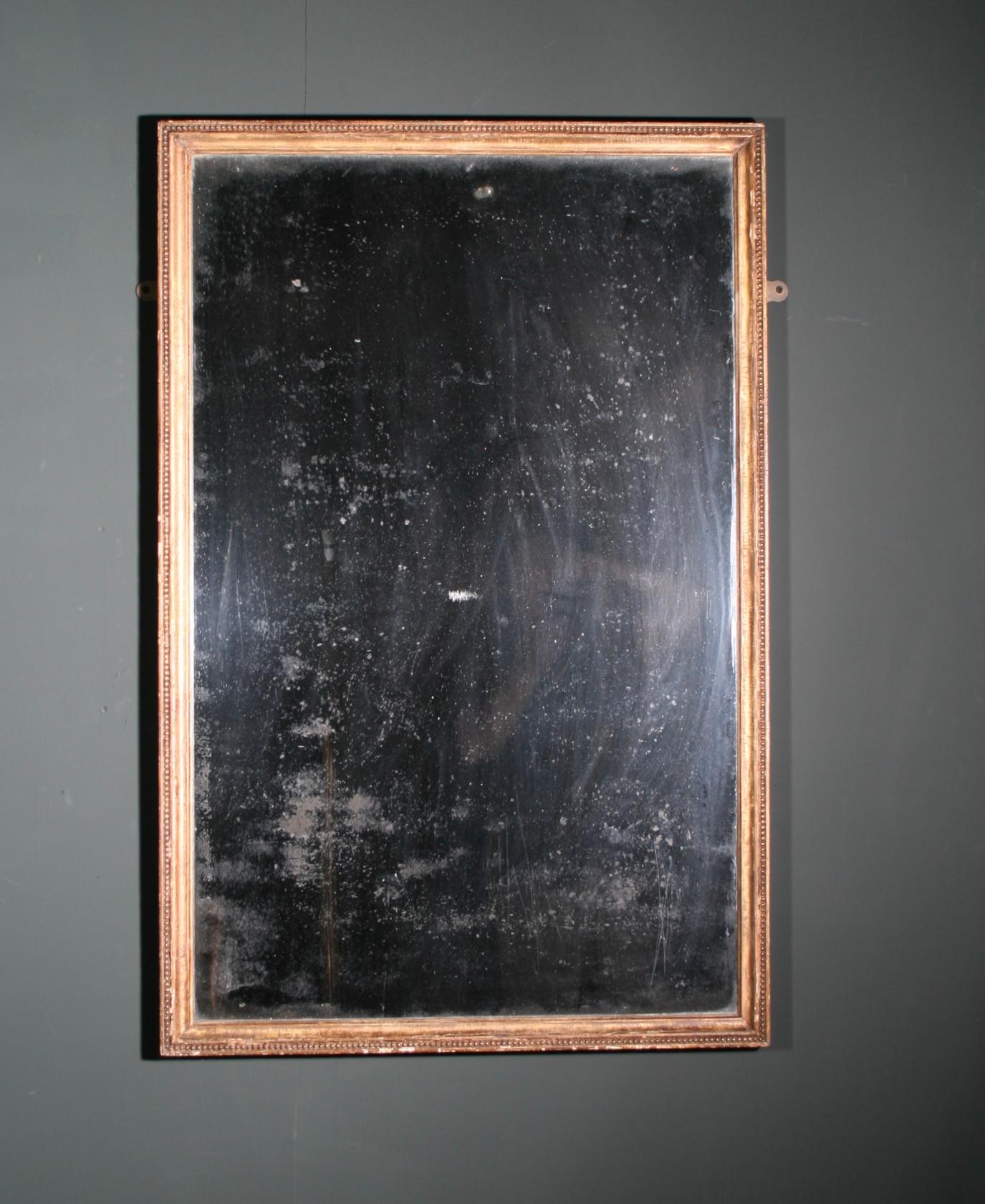 Giorgio III English Georgian Wall Mirror in vendita