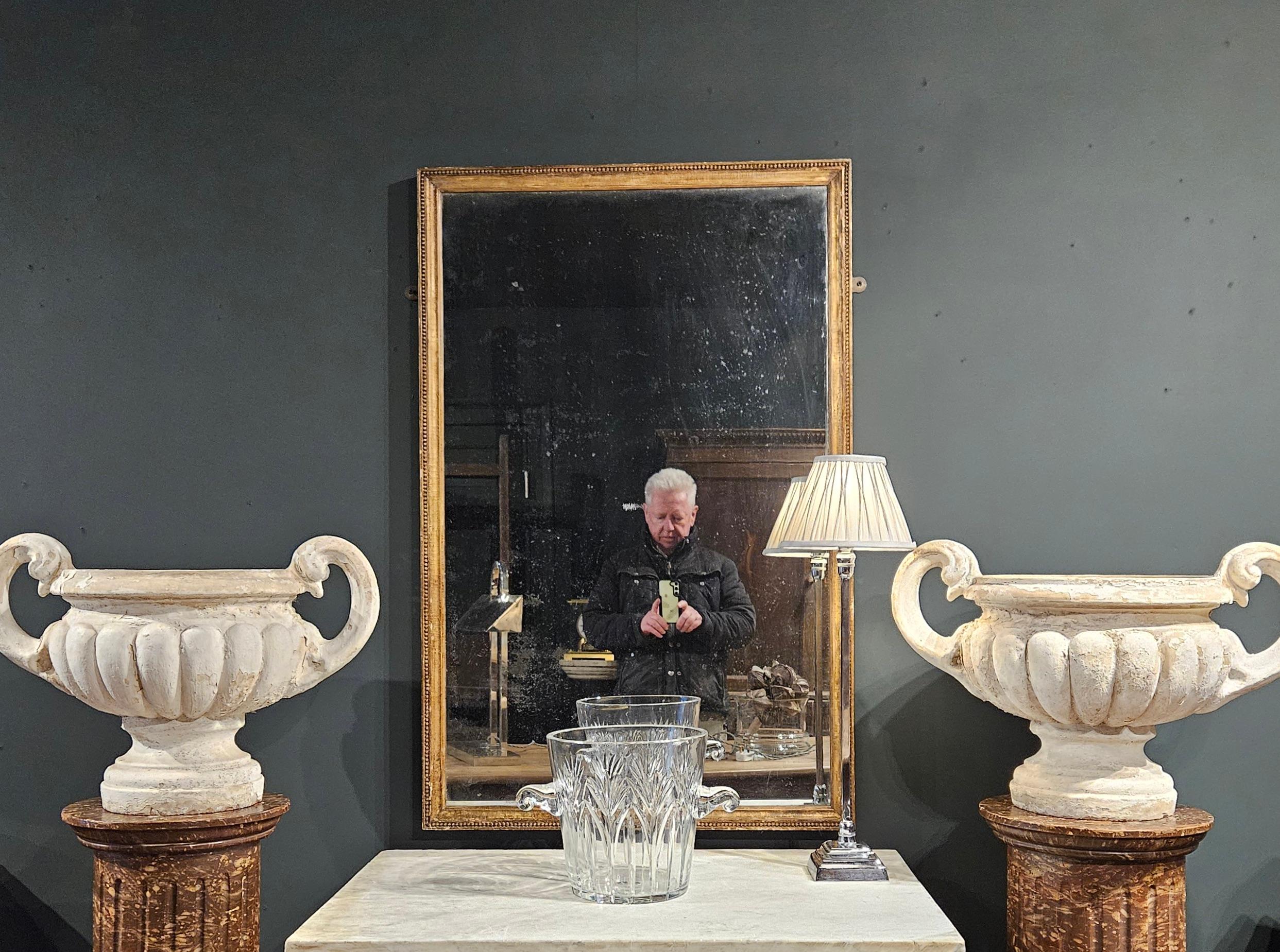 Inglese English Georgian Wall Mirror in vendita