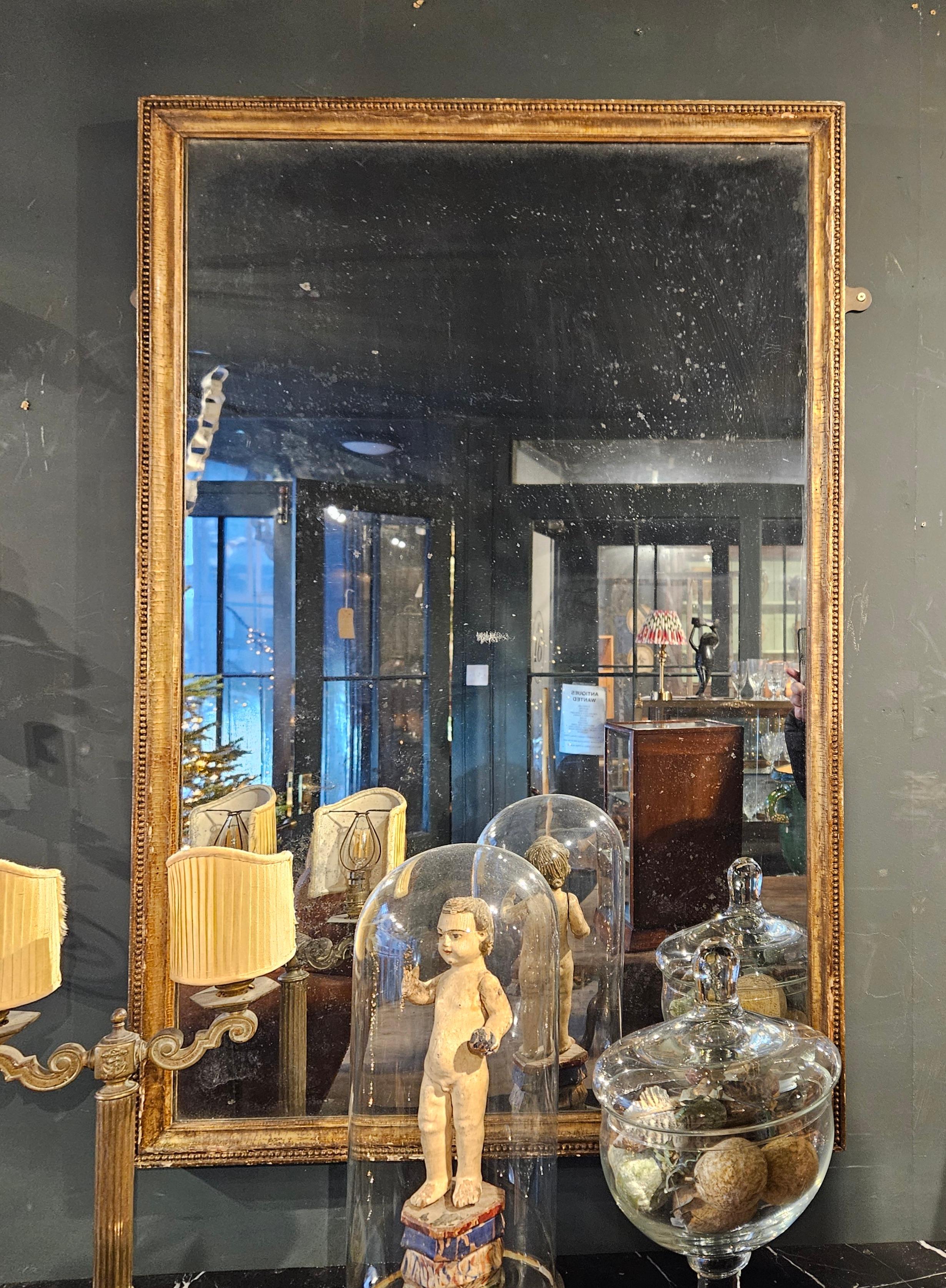 Dorato English Georgian Wall Mirror in vendita