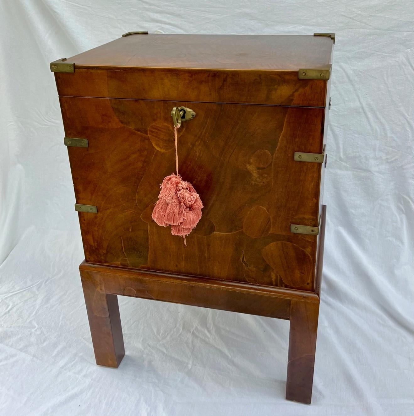 19th Century English Georgian Walnut Patched Veneer Cellarette on Stand. For Sale