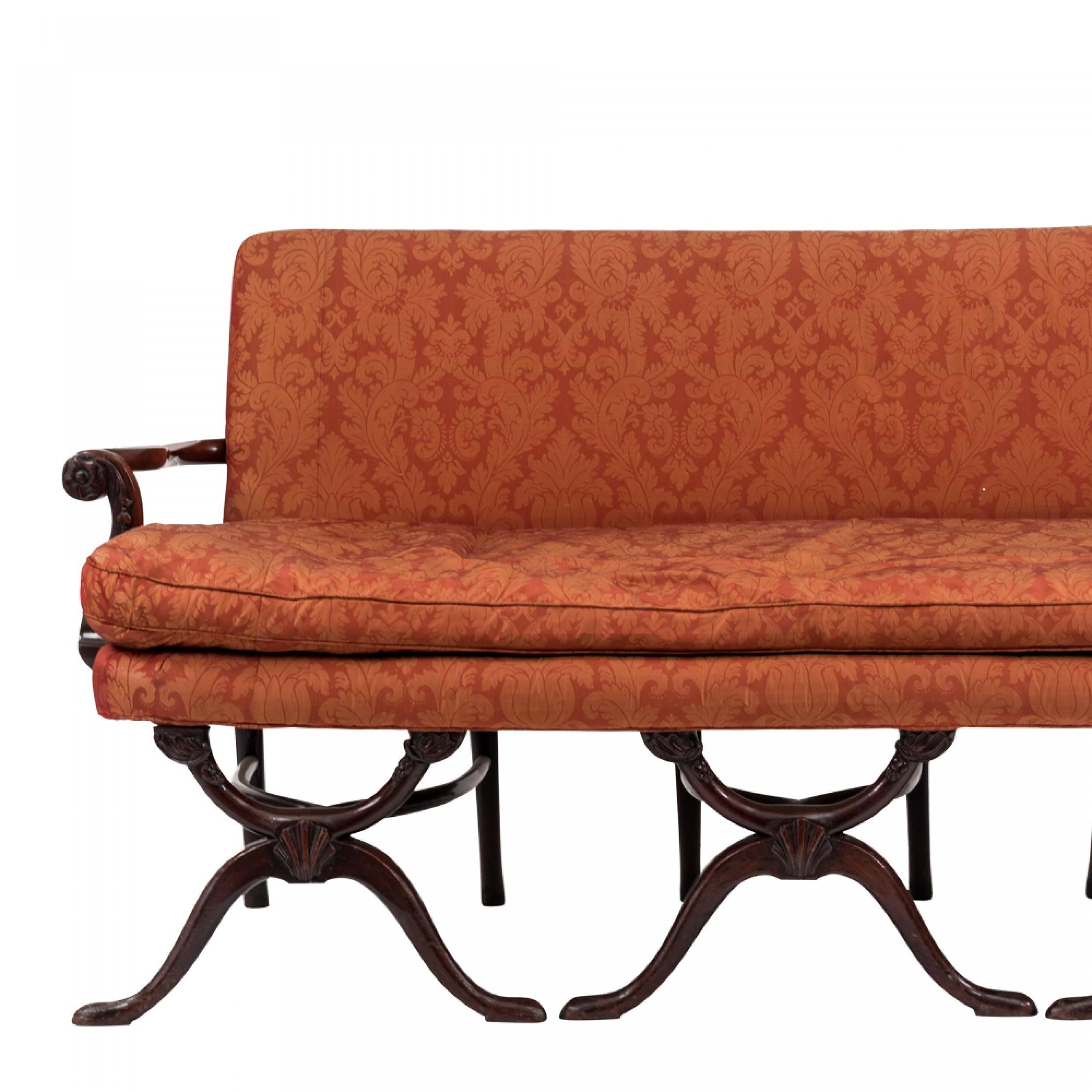 Britannico English Georgian Wishbone Pink Settee in vendita