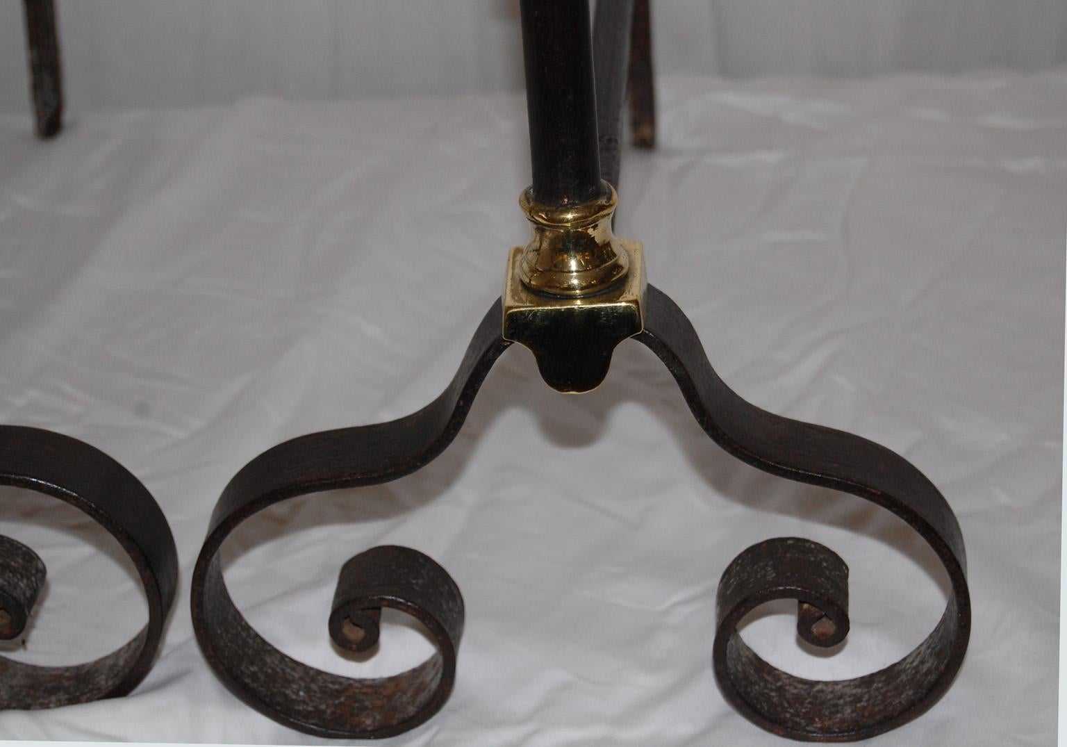 English Georgian Wrought Iron and Brass Twenty Two Inch High Andirons In Good Condition For Sale In Wells, ME