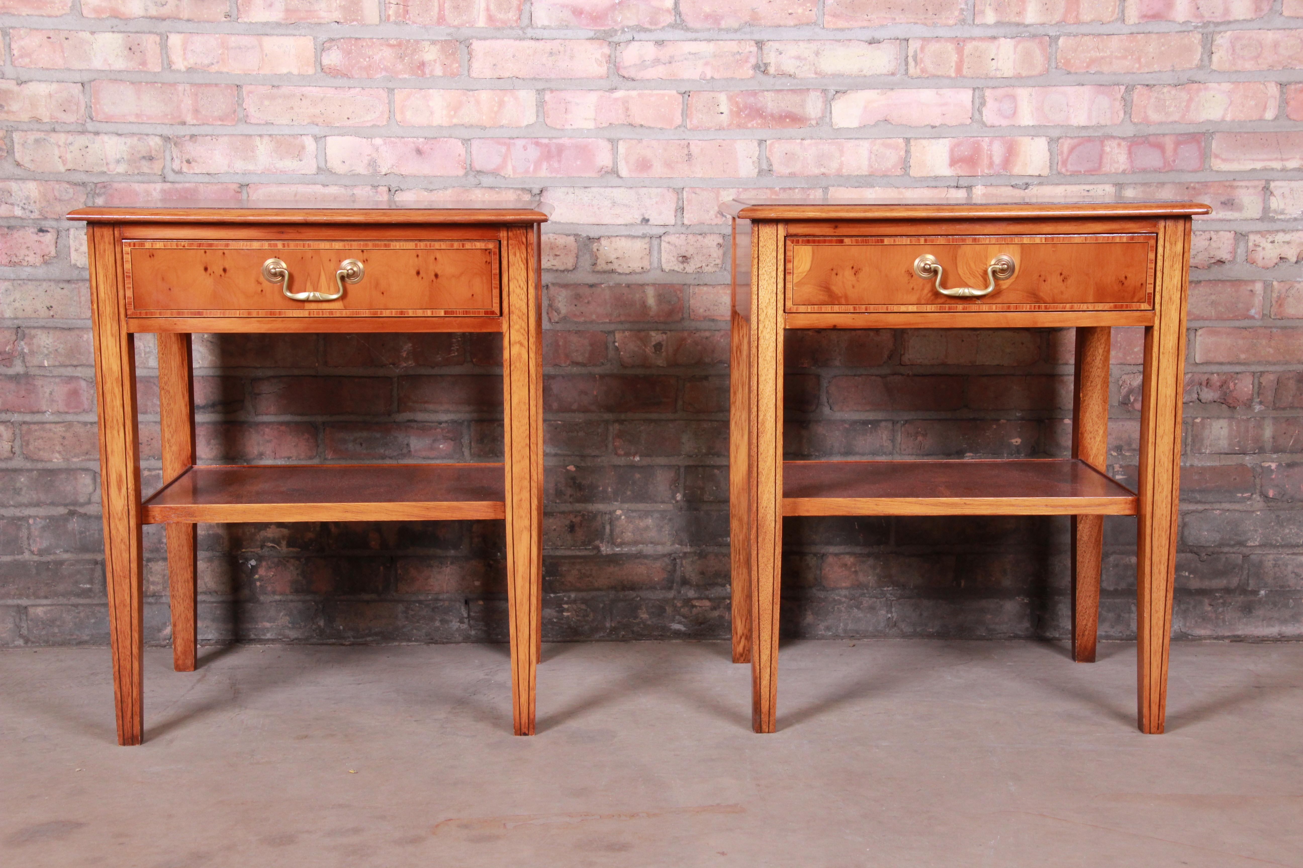 English Georgian Yew Wood and Mahogany Nightstands, Pair In Good Condition In South Bend, IN