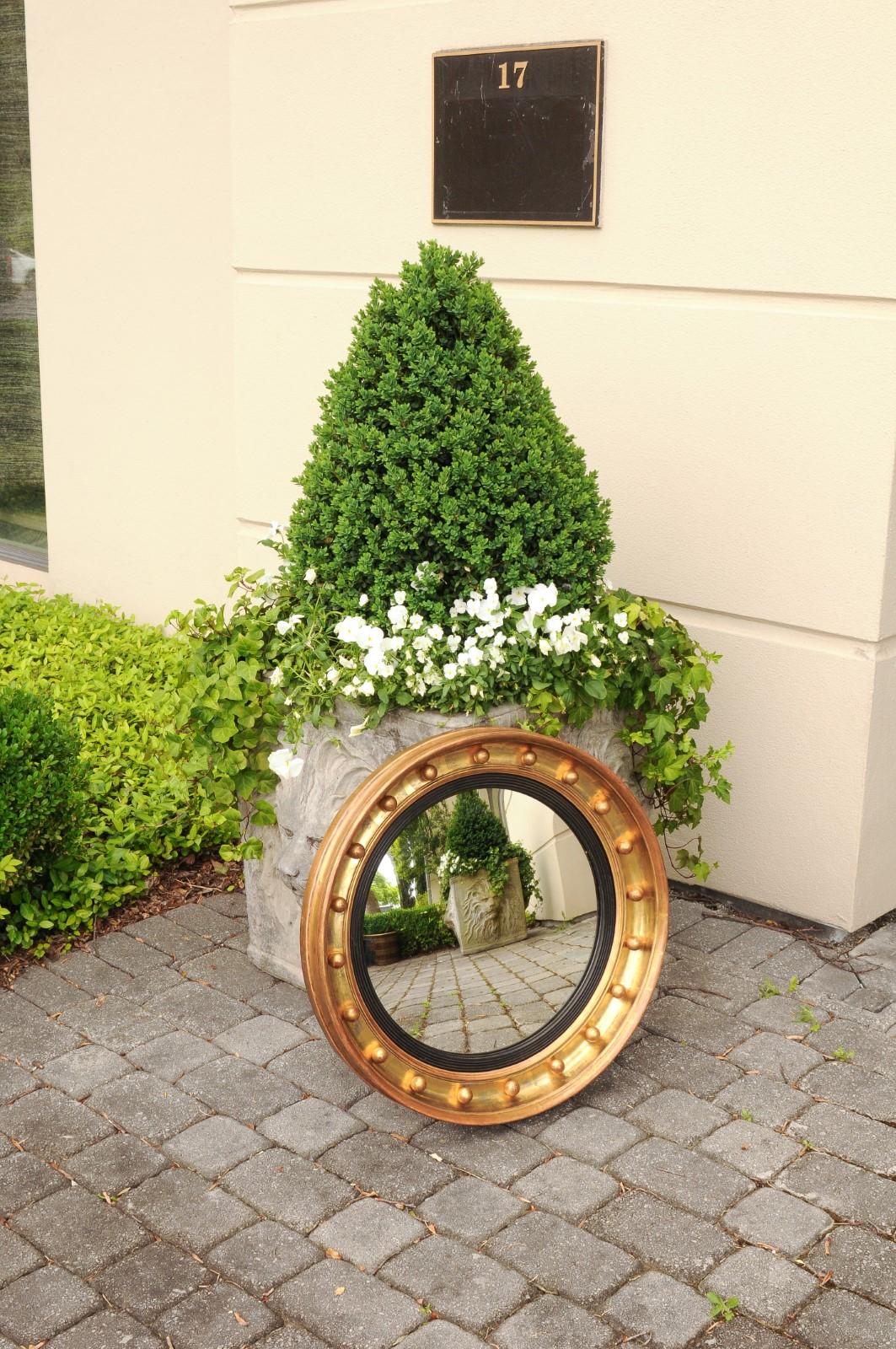 English Gilt and Ebonized Wood Girandole Bull’s-Eye Convex Mirror, circa 1870 1