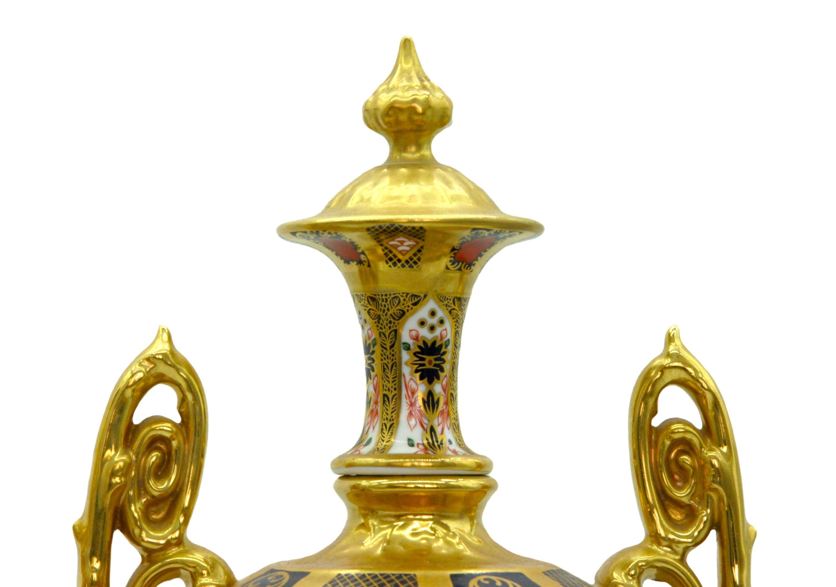 English Gilt / Painted Royal Crown Derby Vases/Urns For Sale 7