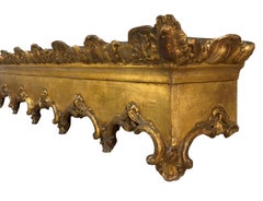 Mantovana gotica inglese in legno dorato