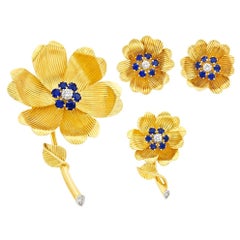 English Gold Diamond Sapphire Flower Brooch