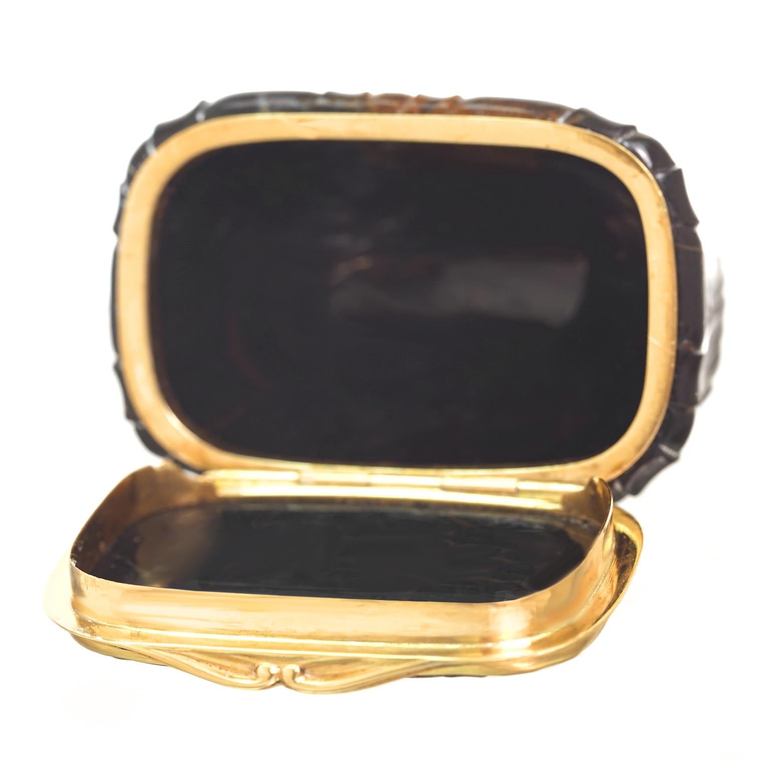 Mid-18th Century English Gold Mounted Carved Hardstone Dog Form Snuff Box