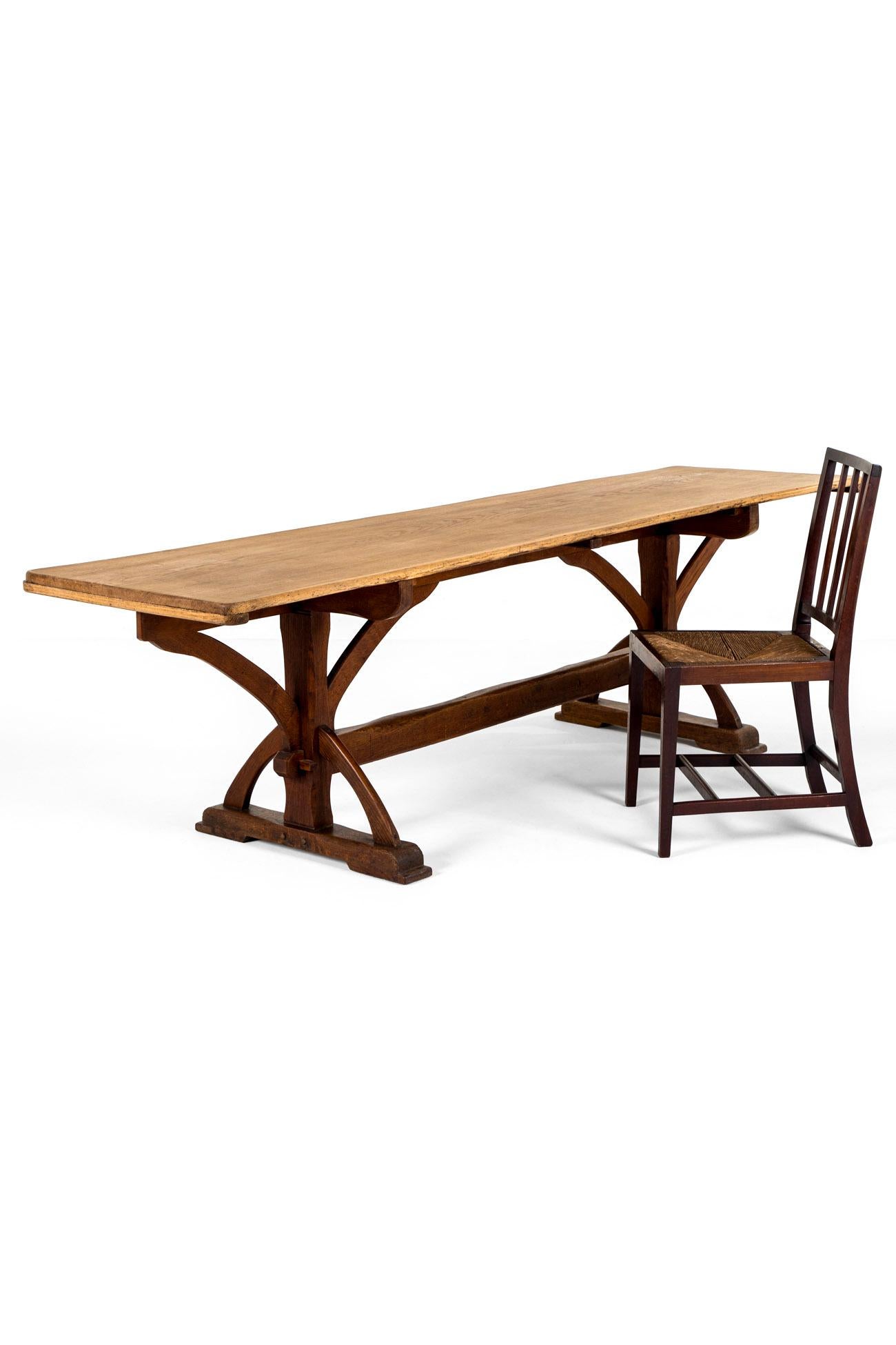 Table de réfectoire en Oak gothique anglais à la manière de E W Pugin en vente 4