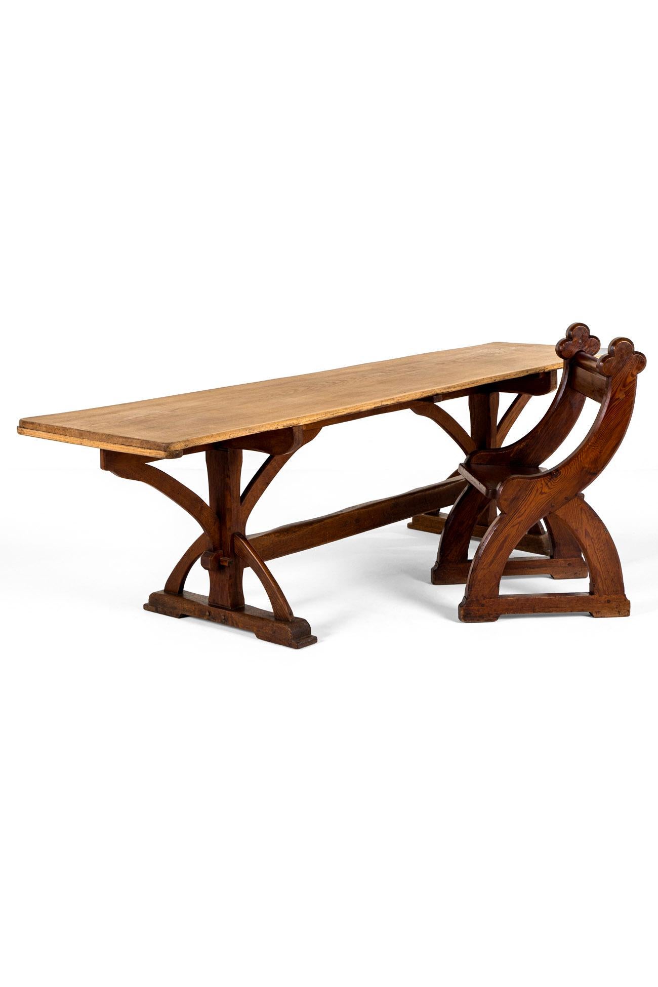 Table de réfectoire en Oak gothique anglais à la manière de E W Pugin en vente 6