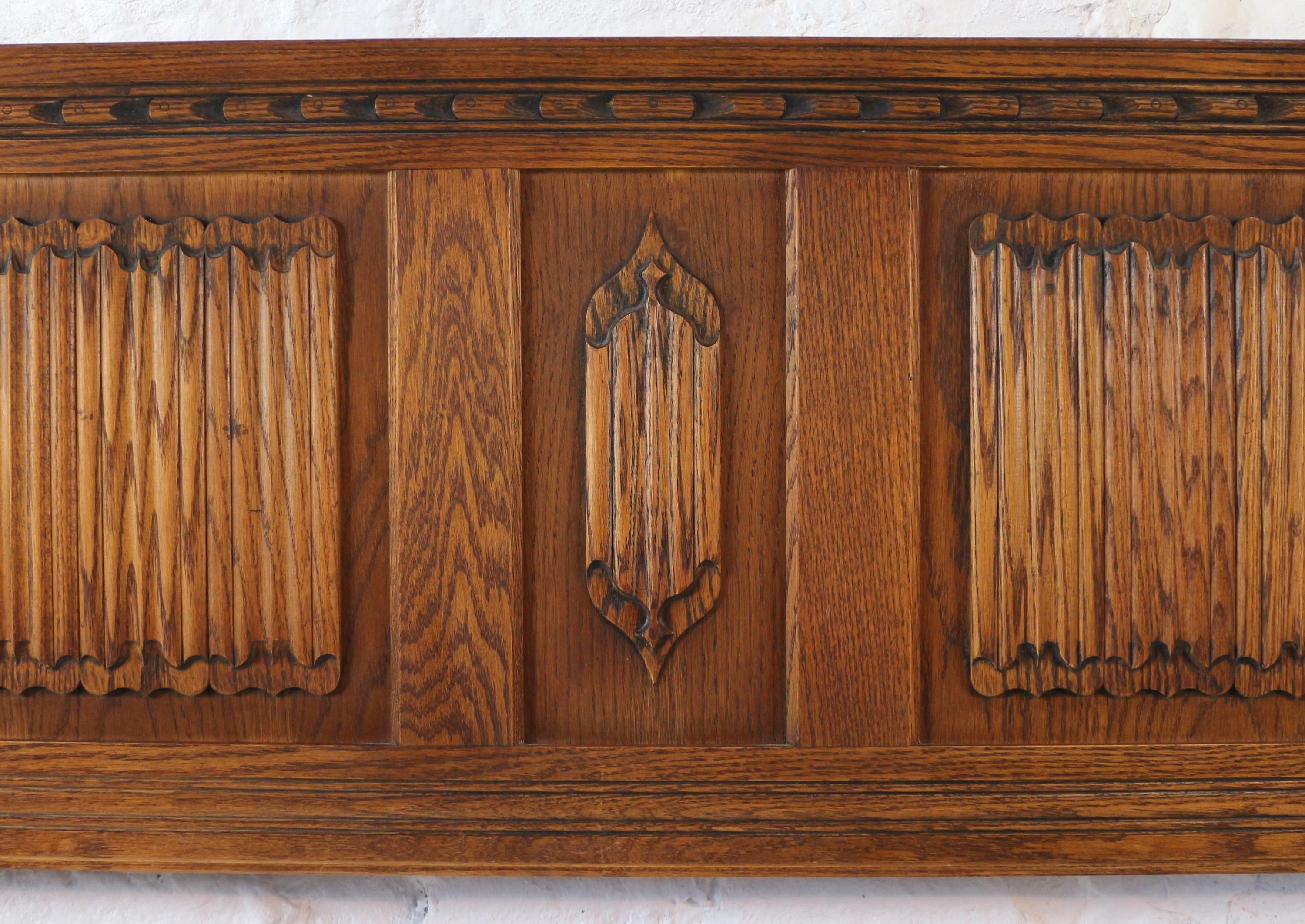 English Gothic/Tudor Style Oak Four-Poster Emperor Size Bed 7