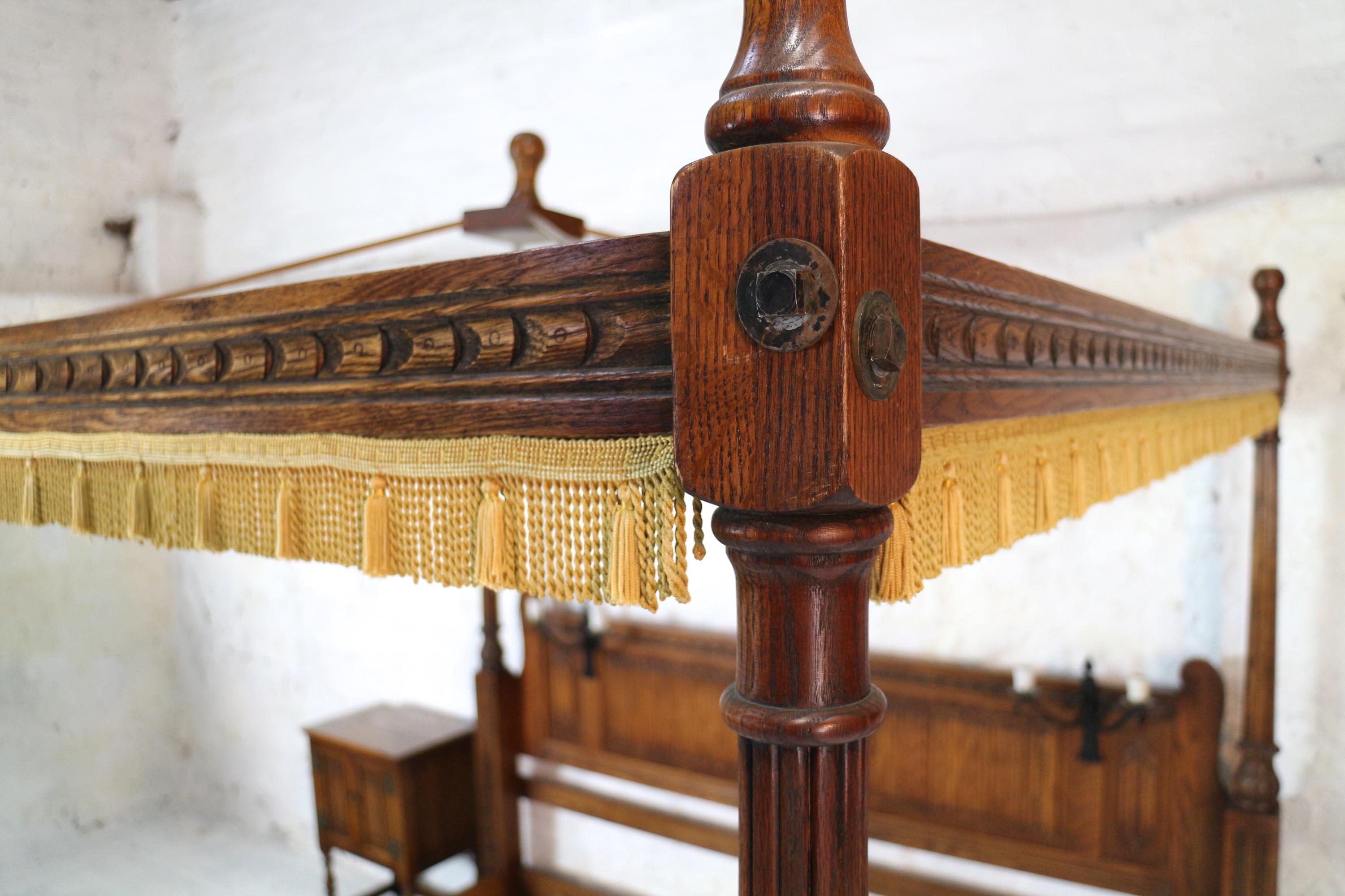 English Gothic/Tudor Style Oak Four-Poster Emperor Size Bed 9