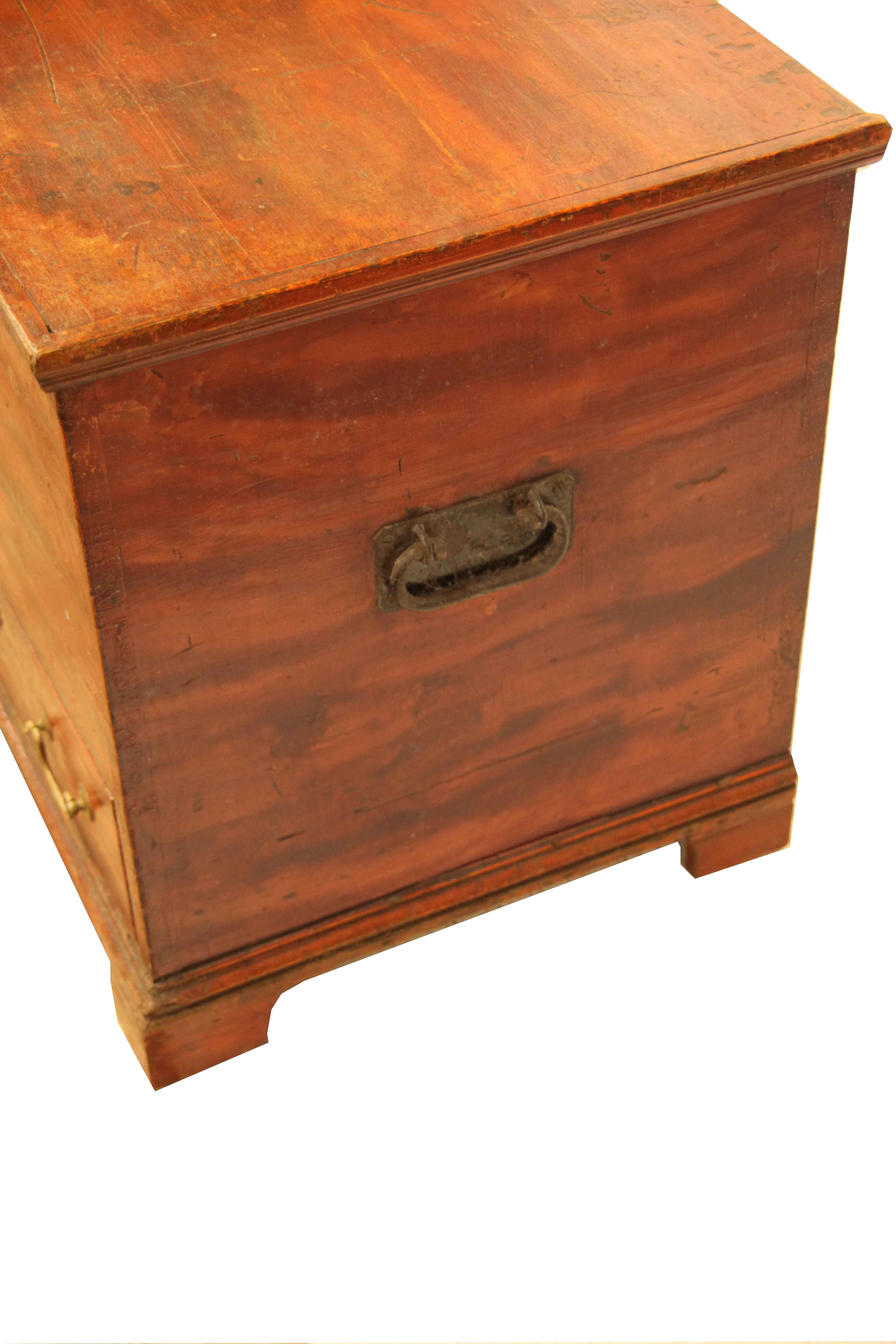 English Grain Painted Blanket Chest (Faux bois) im Angebot