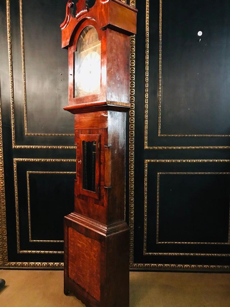 English Grandfather Clock antique 19th Century with a Mahogany veneer Case For Sale 10