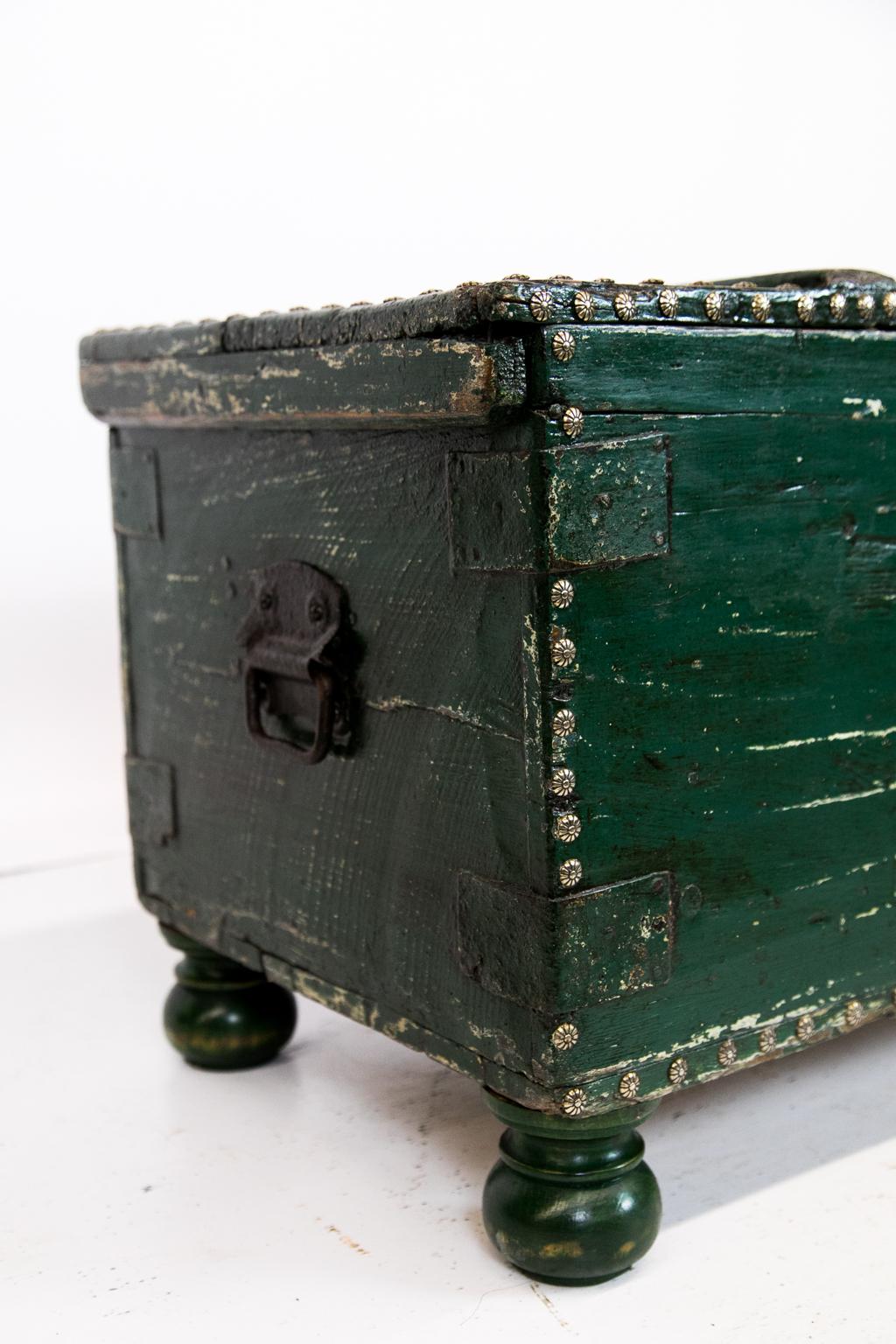 Late 19th Century English Green Blanket Chest For Sale
