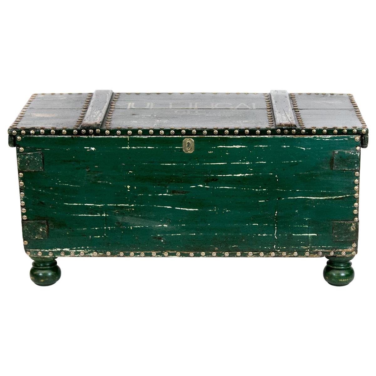 English Green Blanket Chest For Sale