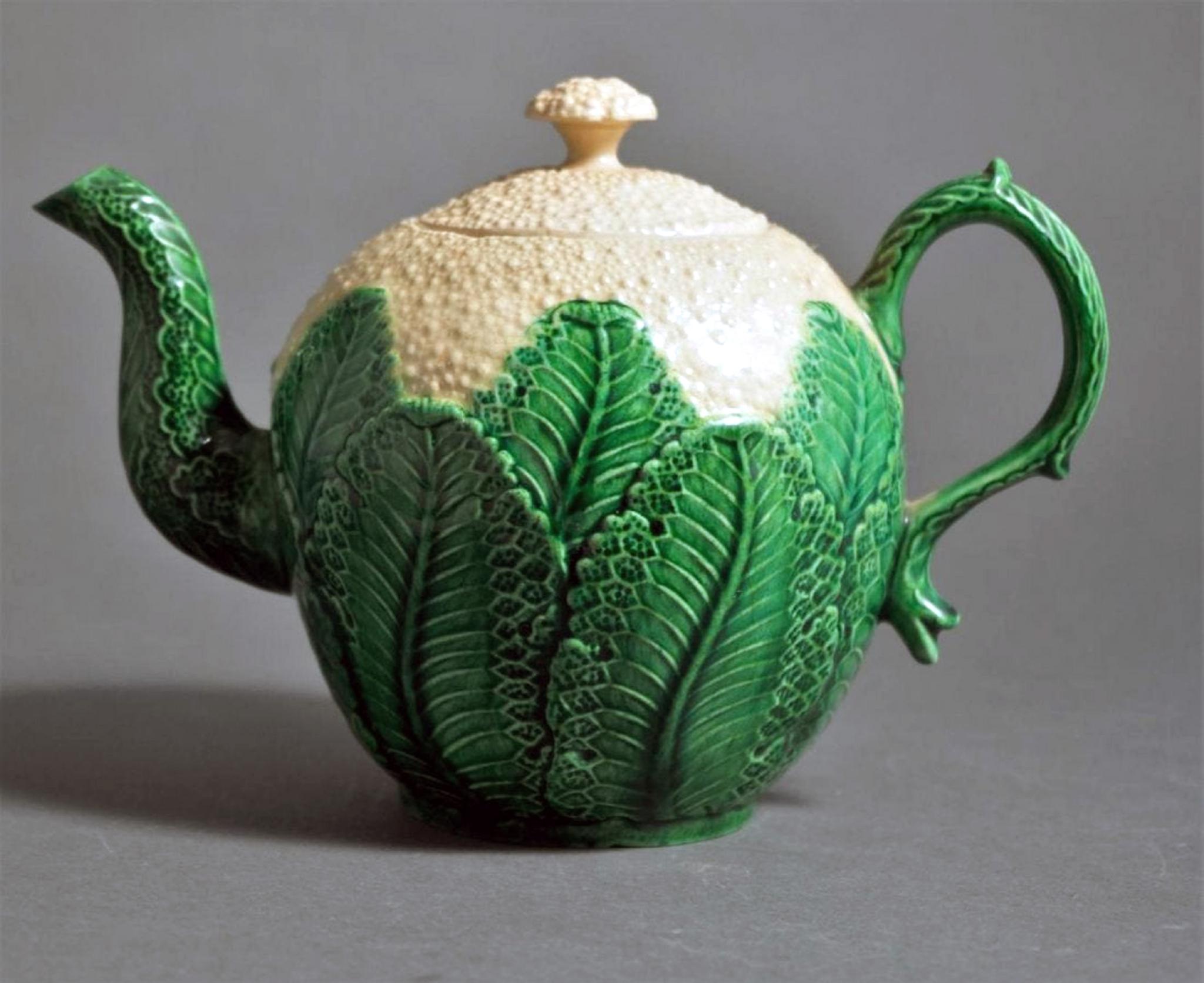Georgian English Green-Glazed Creamware Pottery Cauliflower Teapot and Cover