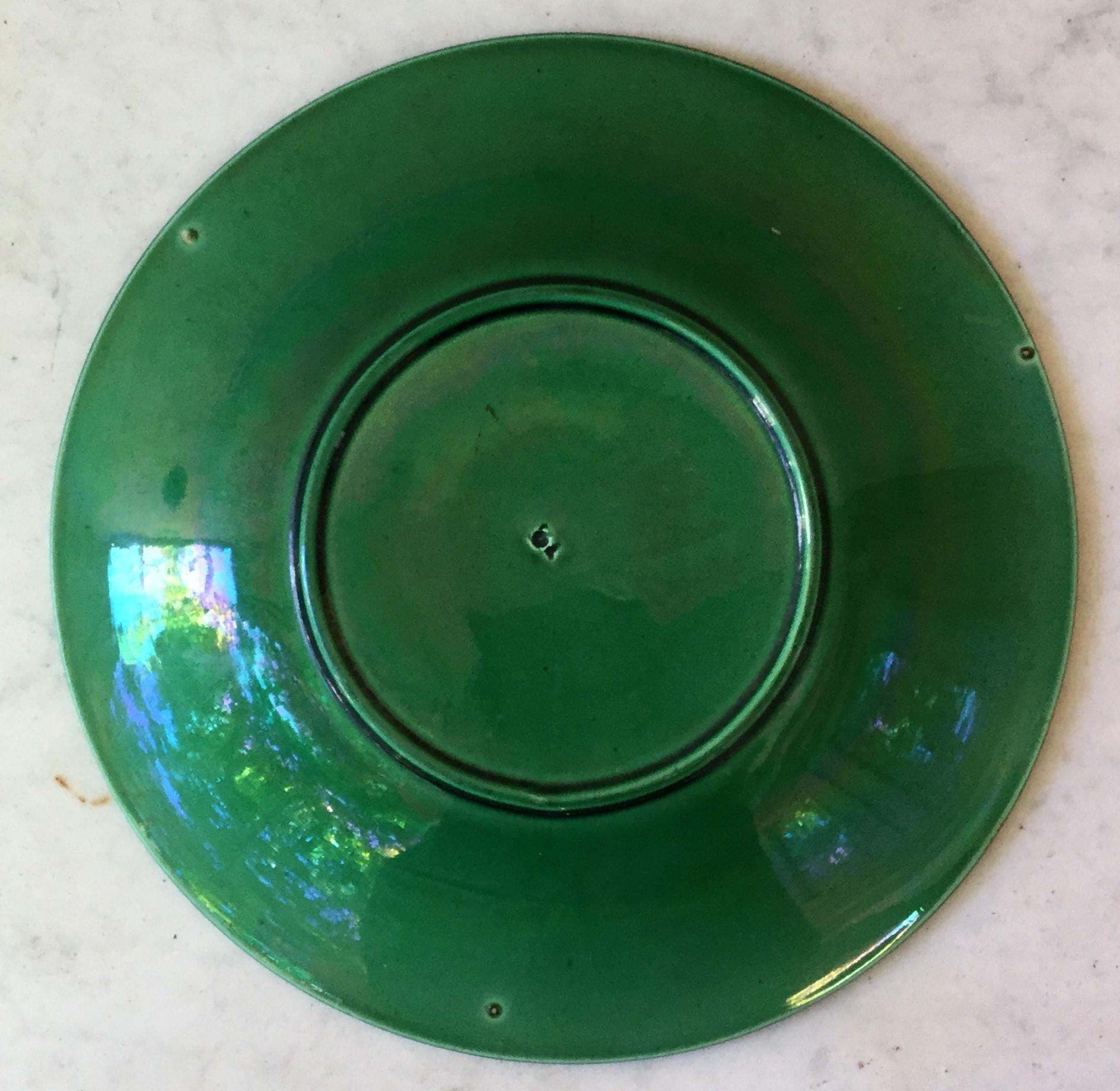 English Green Majolica Geranium Plate, circa 1880 1