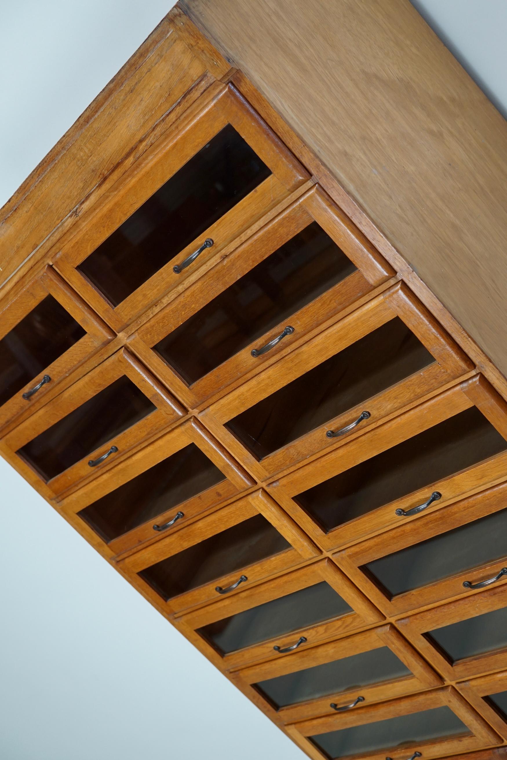 English Haberdashery Shop Cabinet with Glass Fronted Drawers, Circa 1930s In Good Condition In Nijmegen, NL
