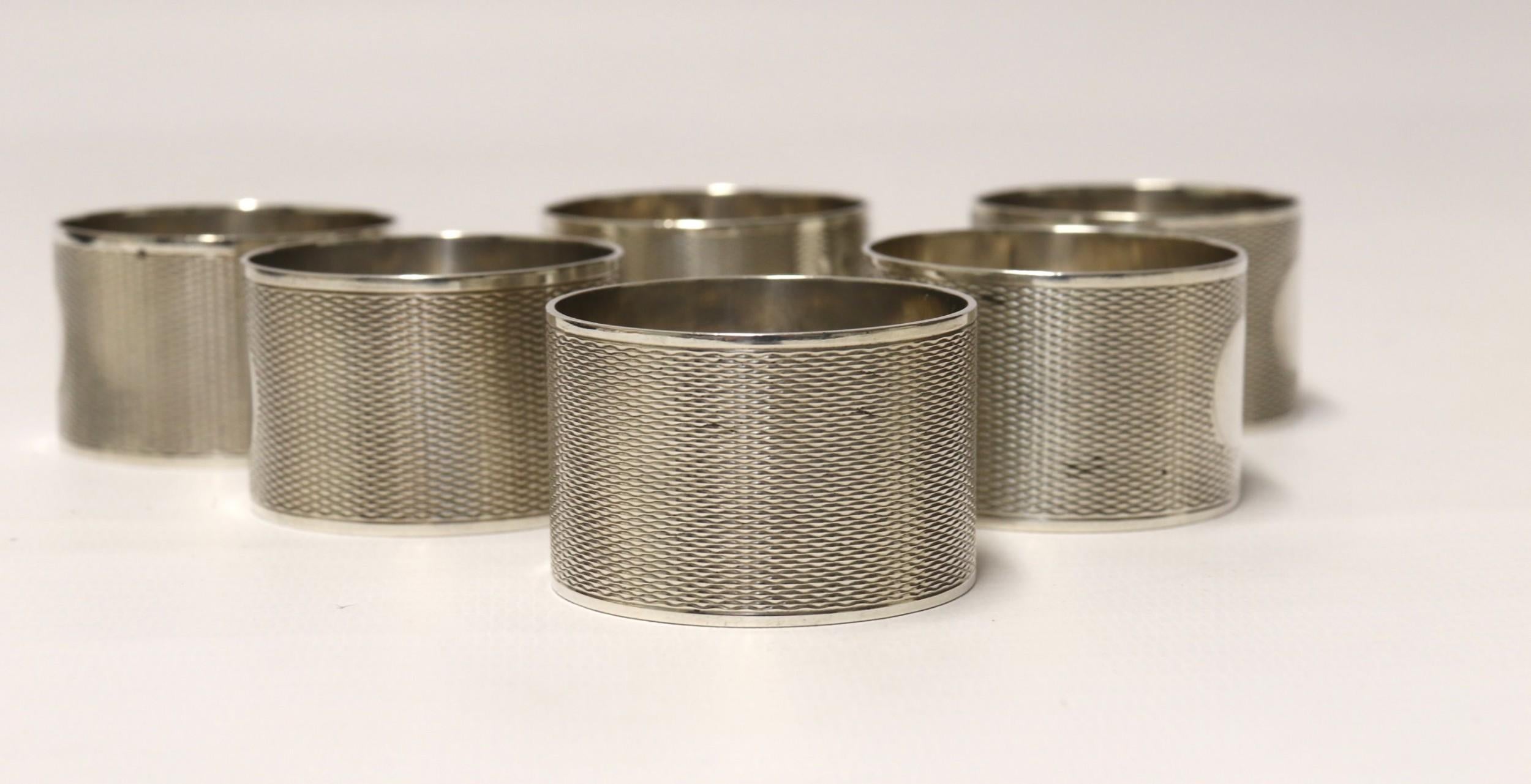 English Hall Marked Silver Early 20th Century Set of 6 Boxed Napkin Rings For Sale 6