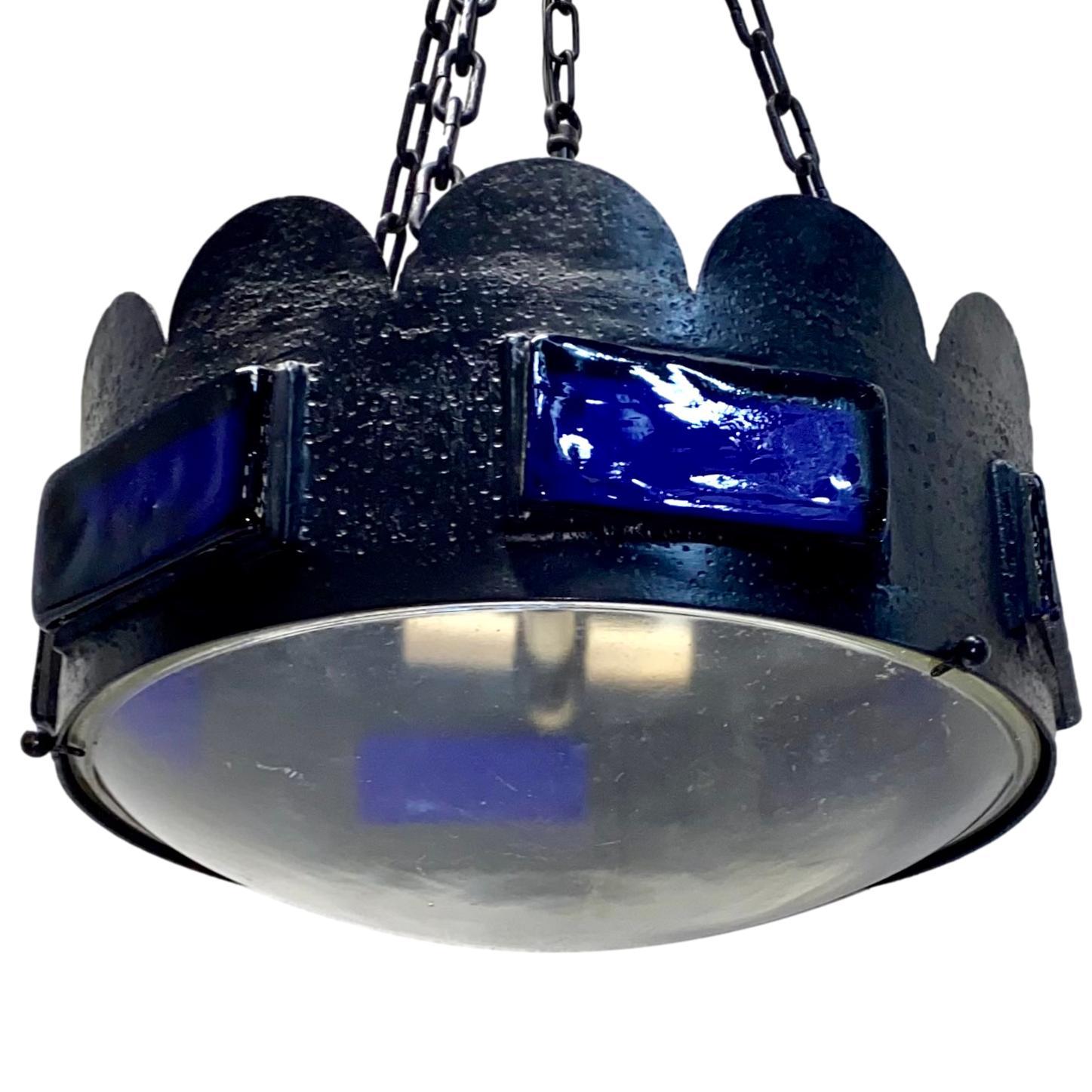 English Hammered Iron Light Fixture In Good Condition For Sale In New York, NY