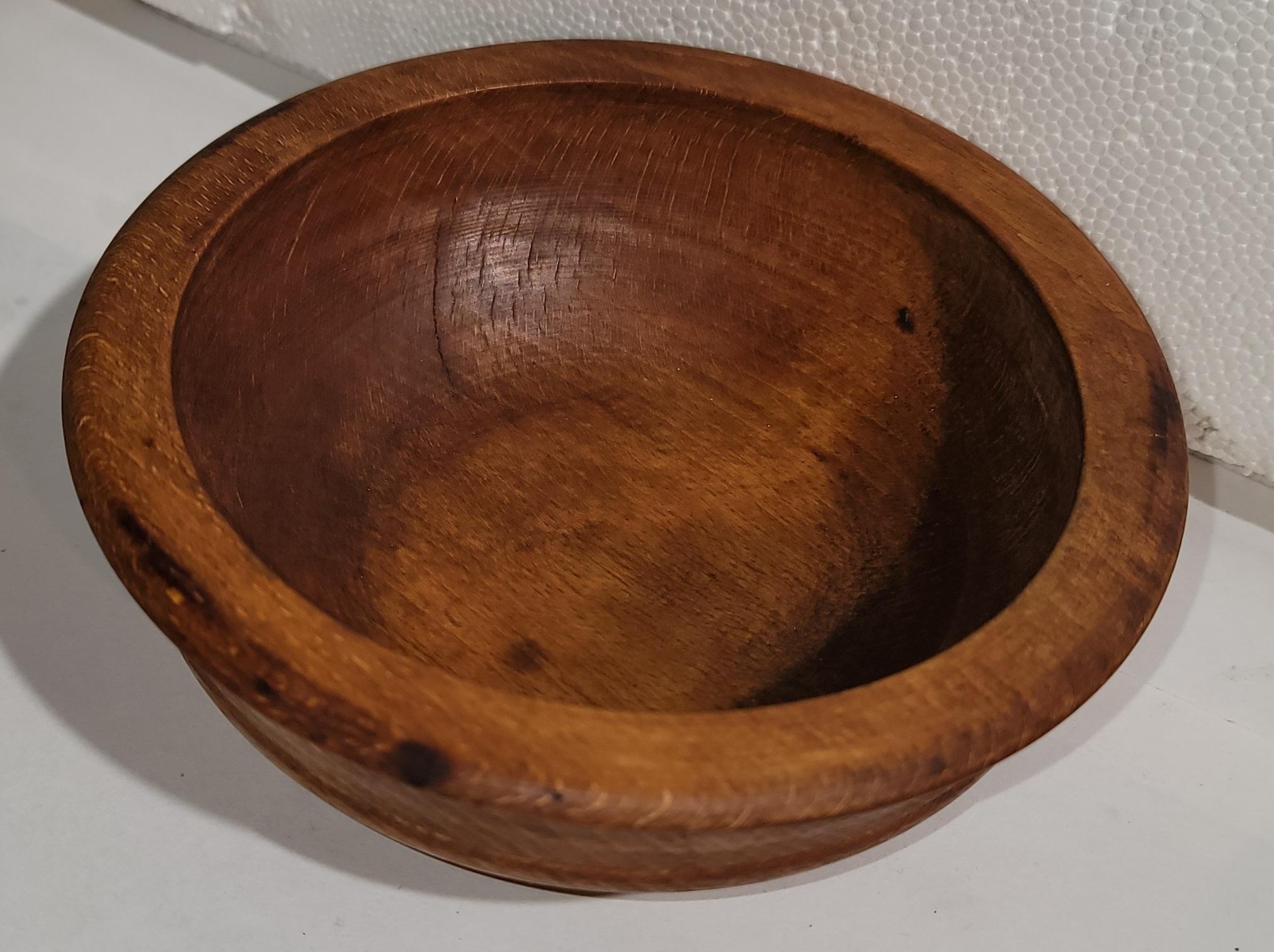 Cuenco inglés de madera hecho a mano. Con la inscripción 