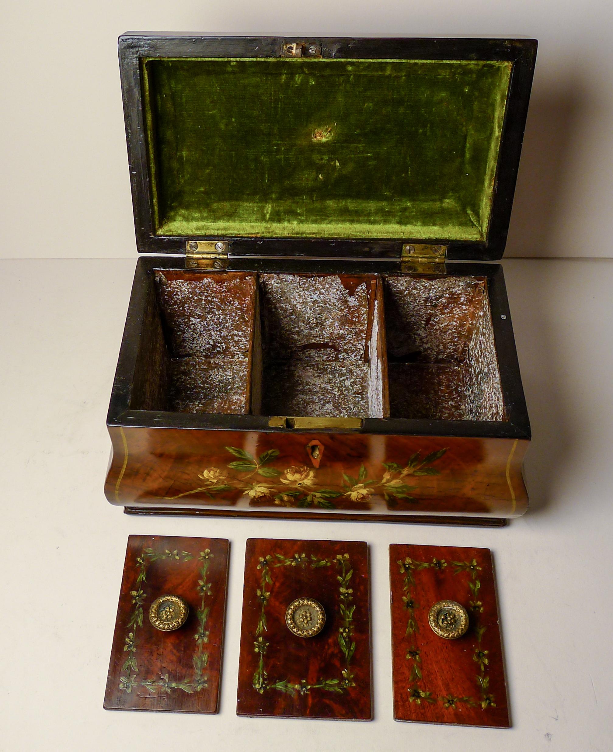 Bois Boîte à thé en acajou de style Régence, peinte à la main, A.I.C. C.1820 en vente