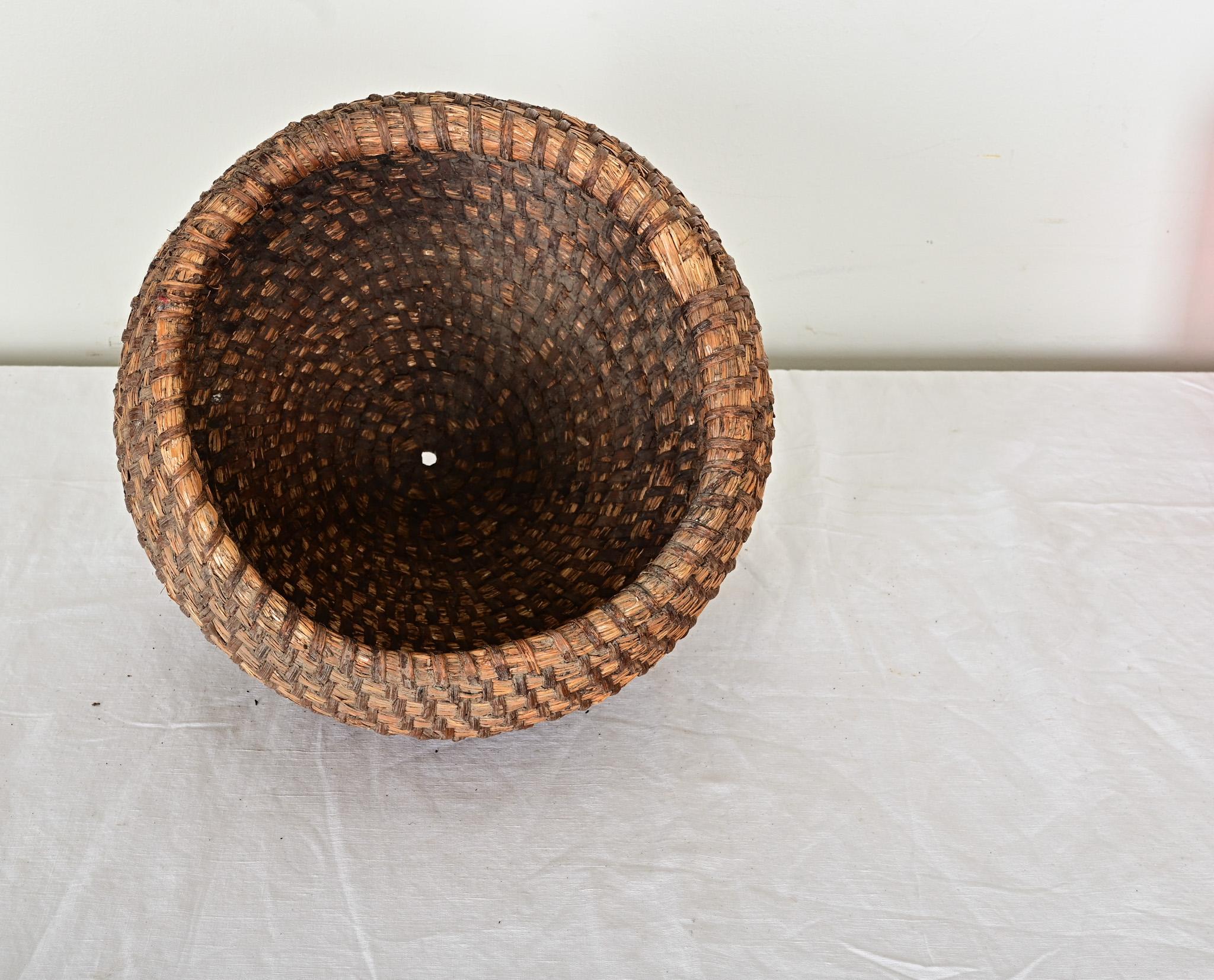 English Handmade Woven Straw Beehive Skep 1