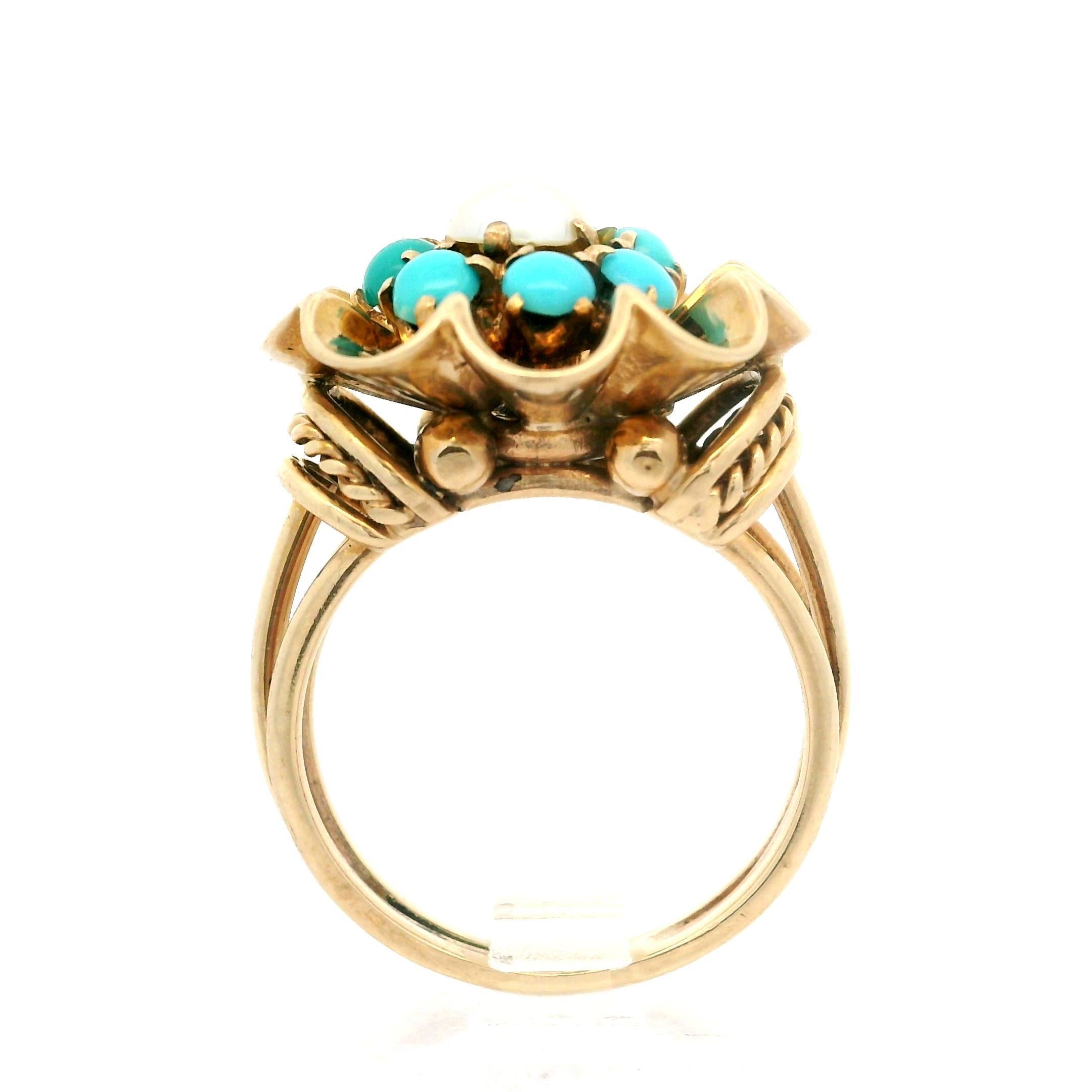 English Handmade Yellow Gold Turquoise & Mabe Pearl Flower Wire Work Ring For Sale 4