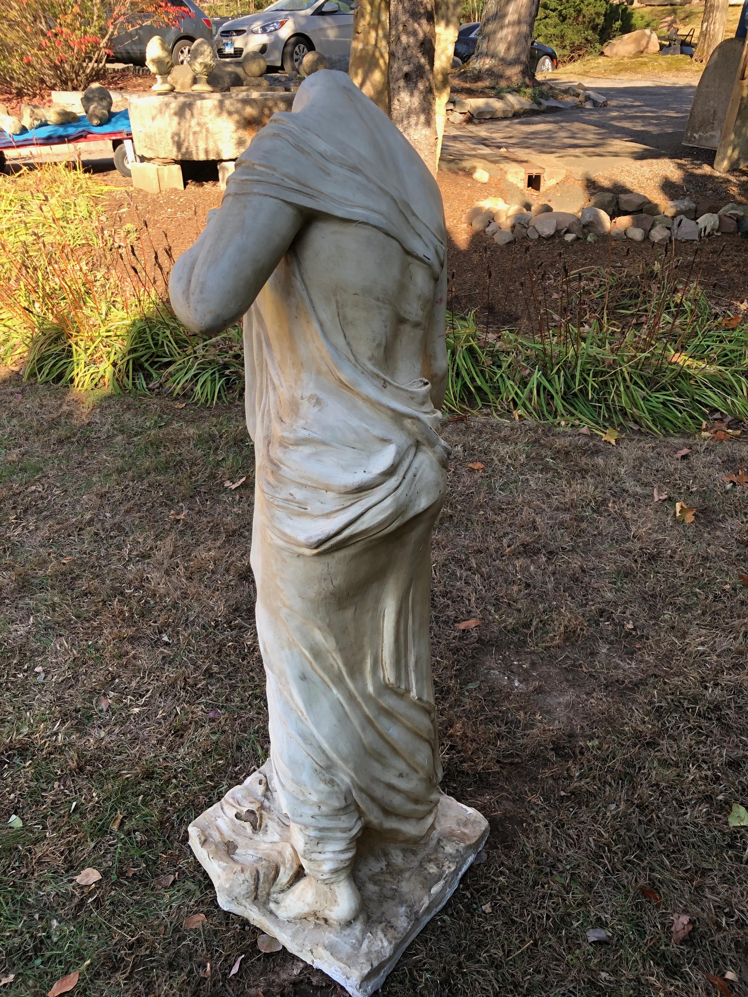 English Headless Life-Sized Classical Figure of Venus In Good Condition For Sale In Woodbury, CT