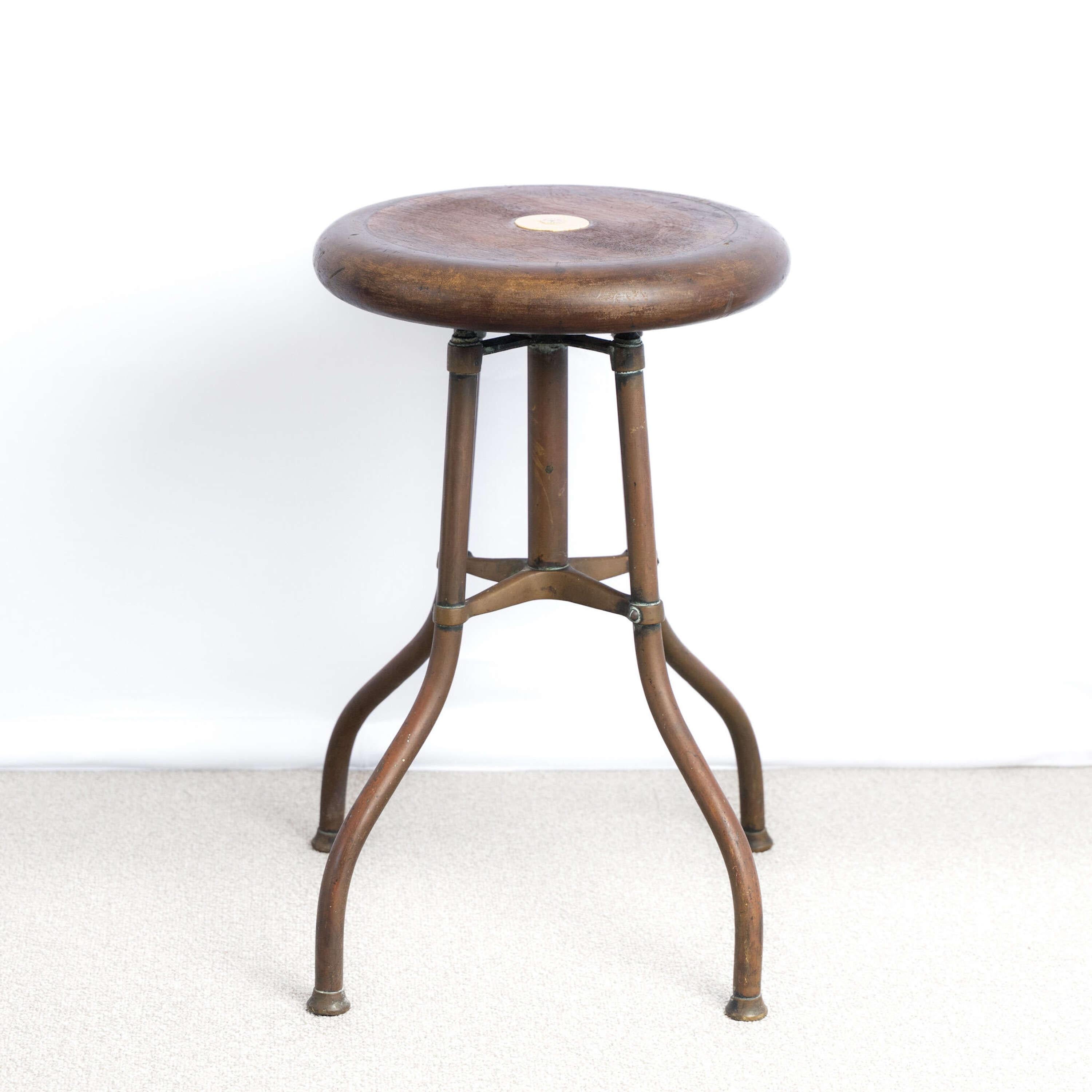 Taburete inglés regulable en altura para piano en Bueno estado para la venta en Southampton, GB