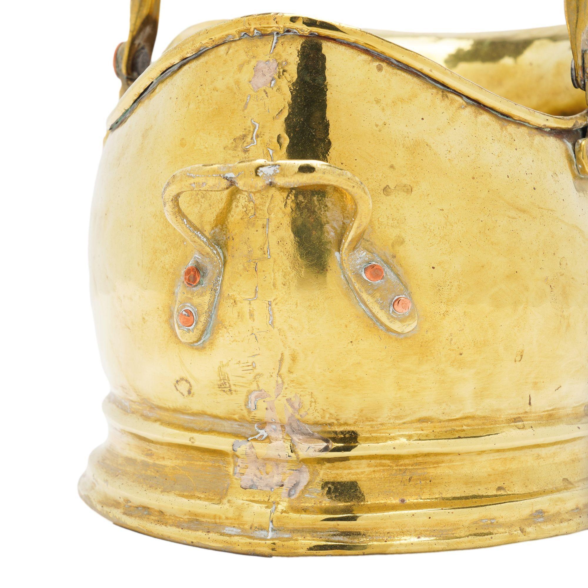 Casco inglese in ottone per carbone, 1800 in vendita 6
