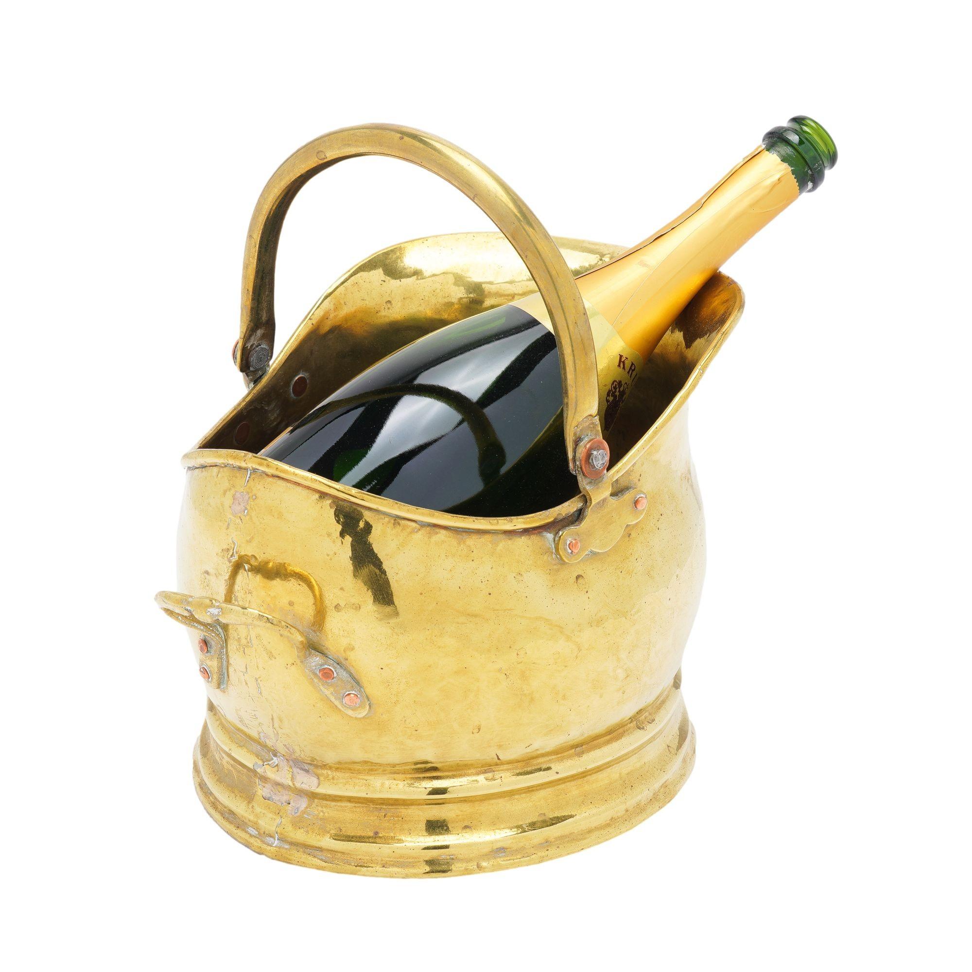Casco inglese in ottone per carbone, 1800 in vendita 2