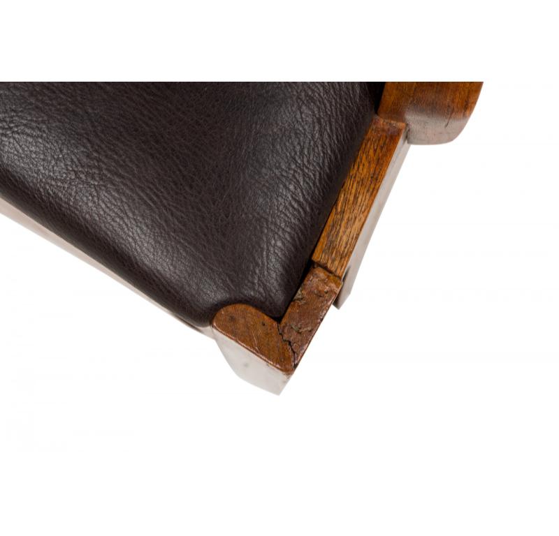 Sillón inglés Hepplewhite Elm Wood Leather Seat Commode en venta 2
