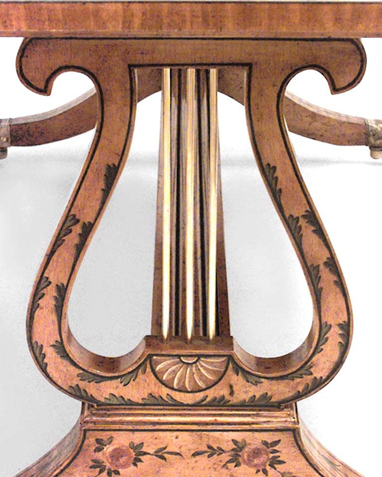 20ième siècle Table basse anglaise de style Hepplewhite en bois de citronnier avec base en forme de lyre en vente