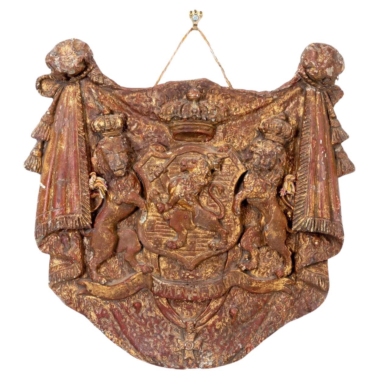 English Heraldic Plaque with Lions, Early 20th Century For Sale