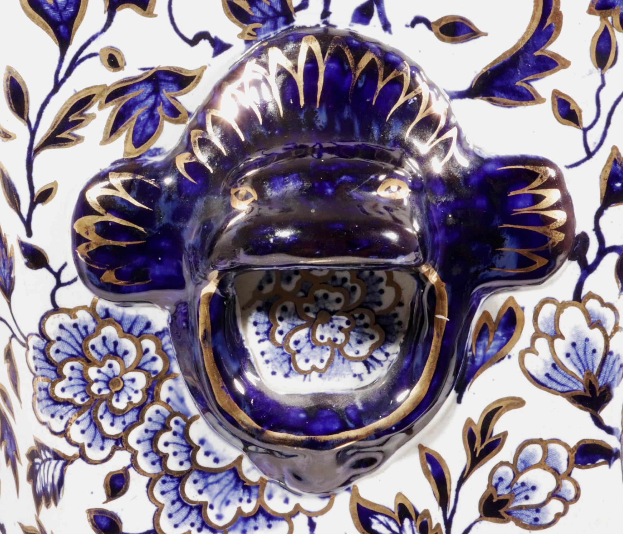 Vases et couvercles hexagonaux anglais en pierre de fer  Mason's Ironstone ou Ashworth en vente 4