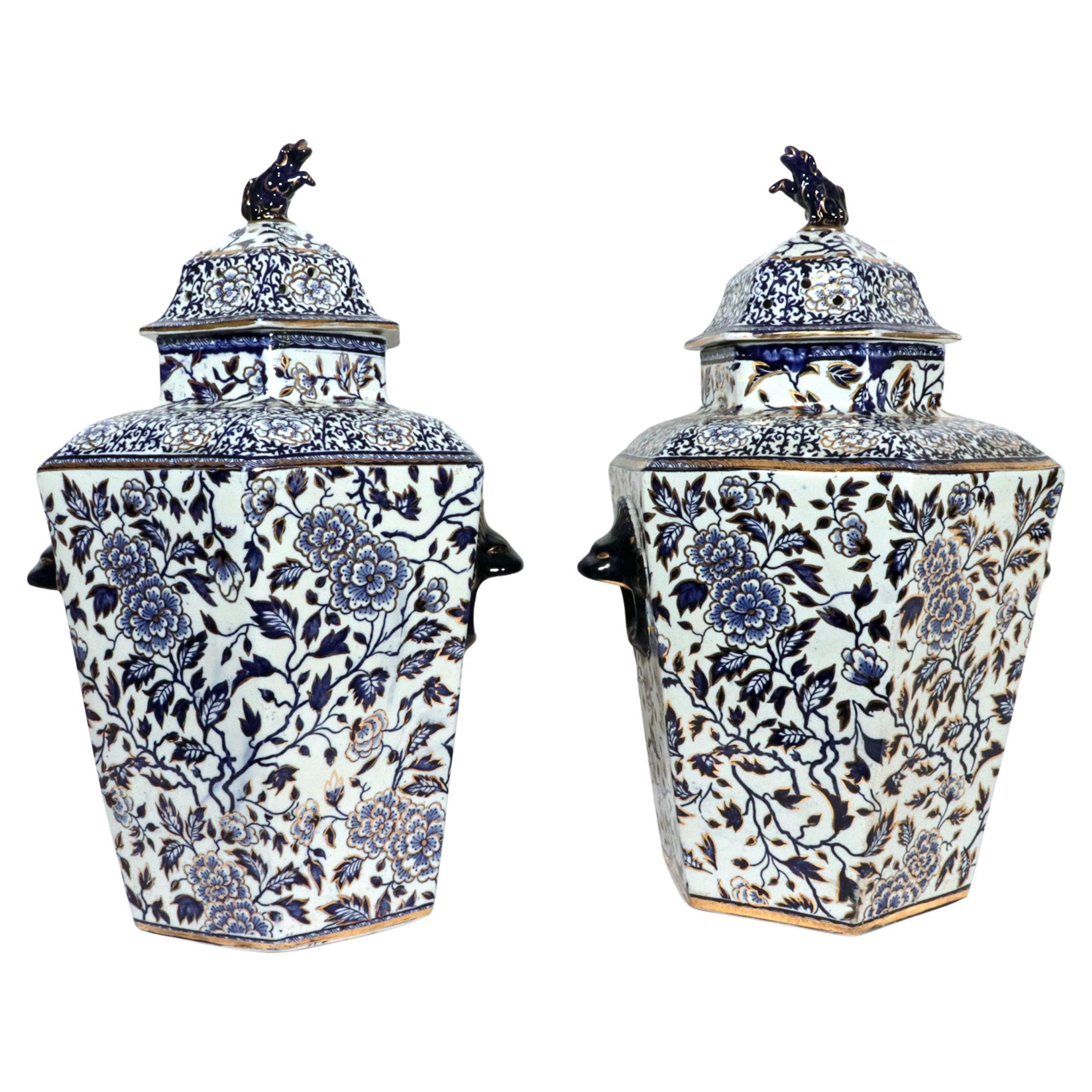 Englische sechseckige Vasen und Deckel aus Eisenstein,  Mason
s Ironstone oder Ashworth im Angebot